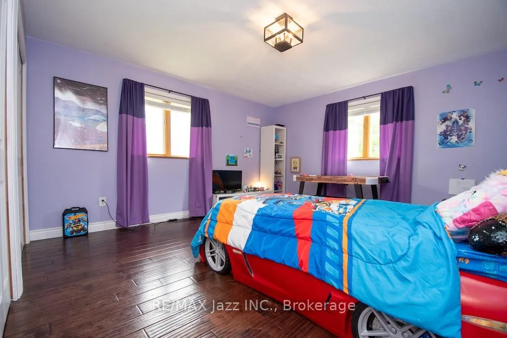 Photo 10 of 270 Clifford Road, Douro-Dummer — HOMEH