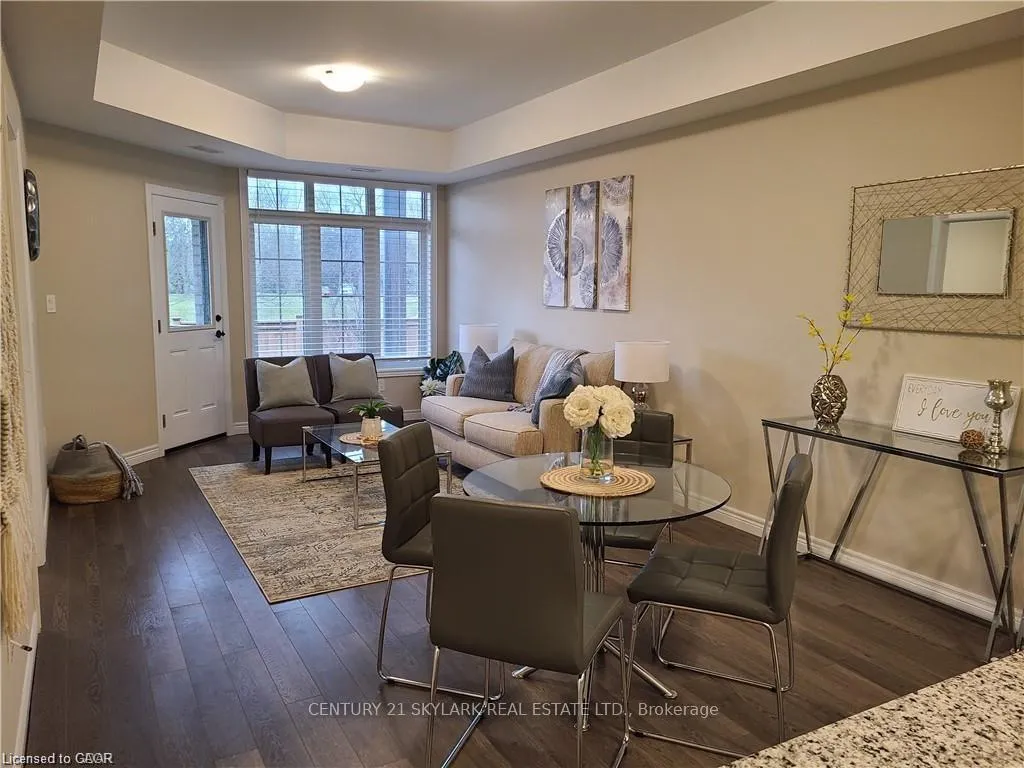 Photo 3 of 333 Gosling Gardens, Guelph, Clairfields/Hanlon Business Park — HOMEH