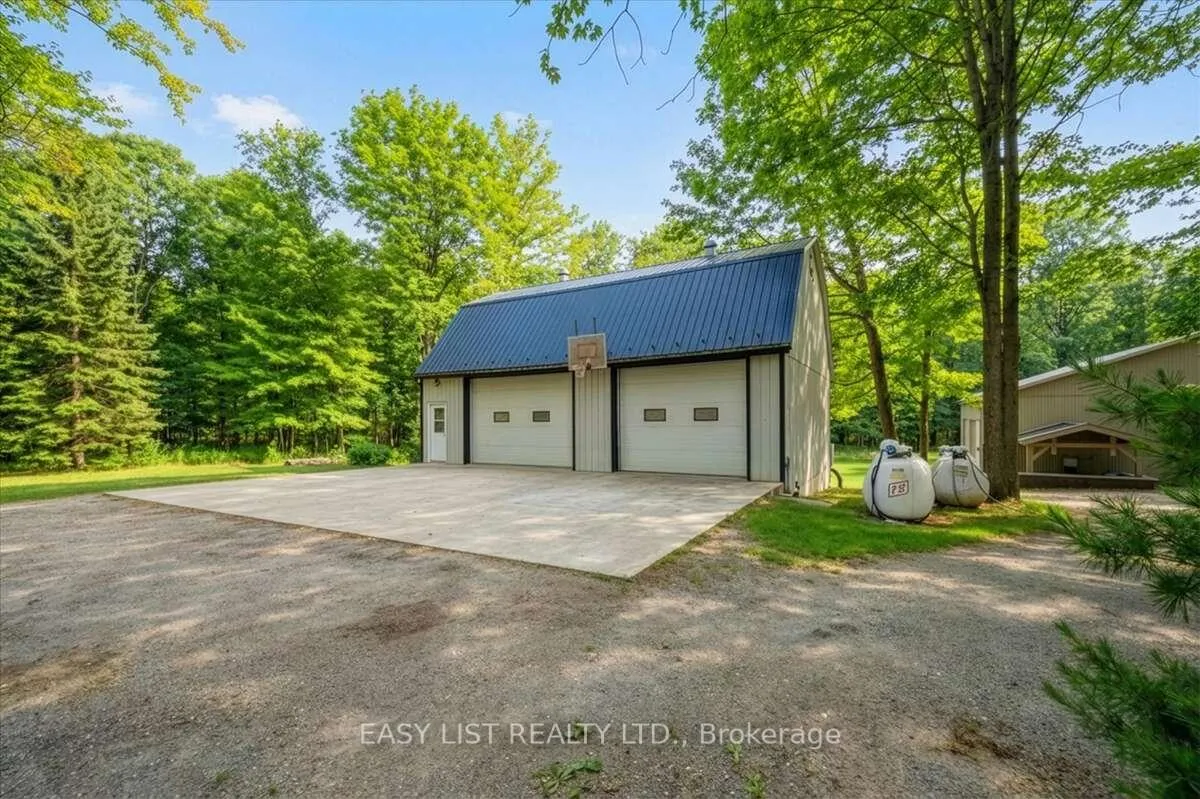 Photo 7 of 3314 Sandhills Road, Wilmot — HOMEH