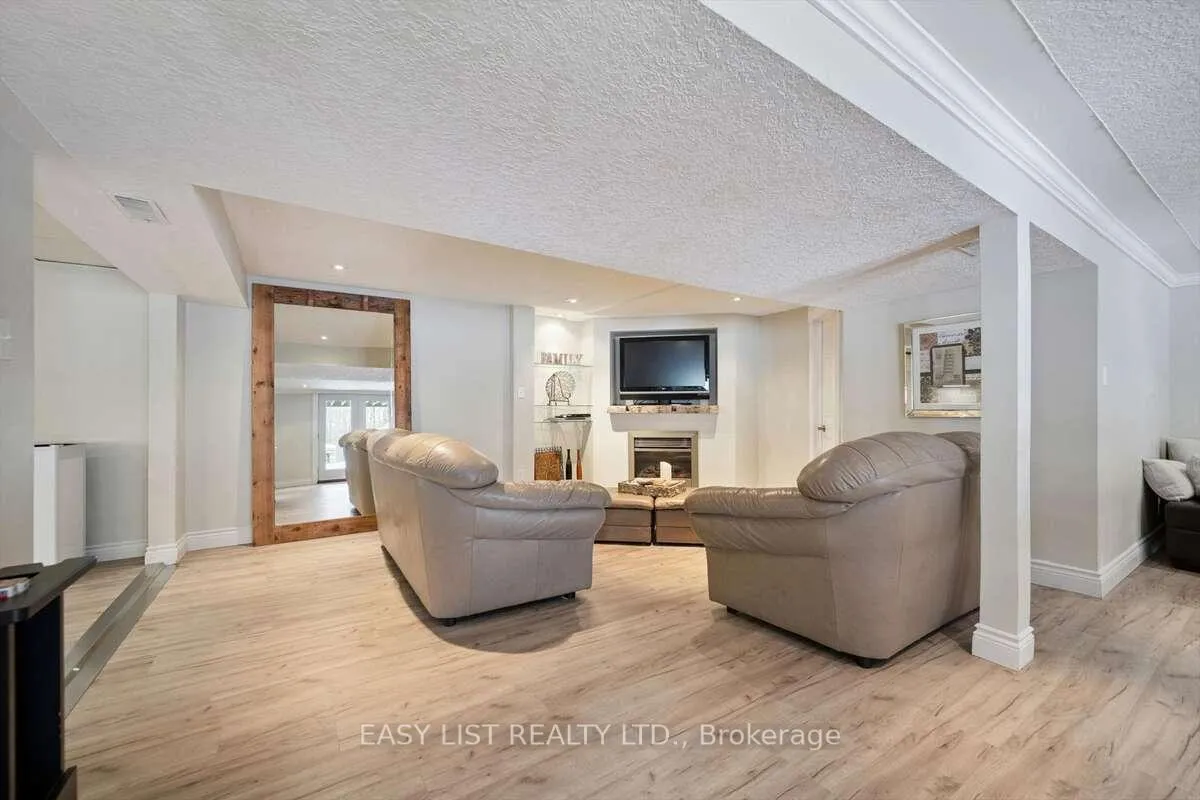Photo 29 of 3314 Sandhills Road, Wilmot — HOMEH