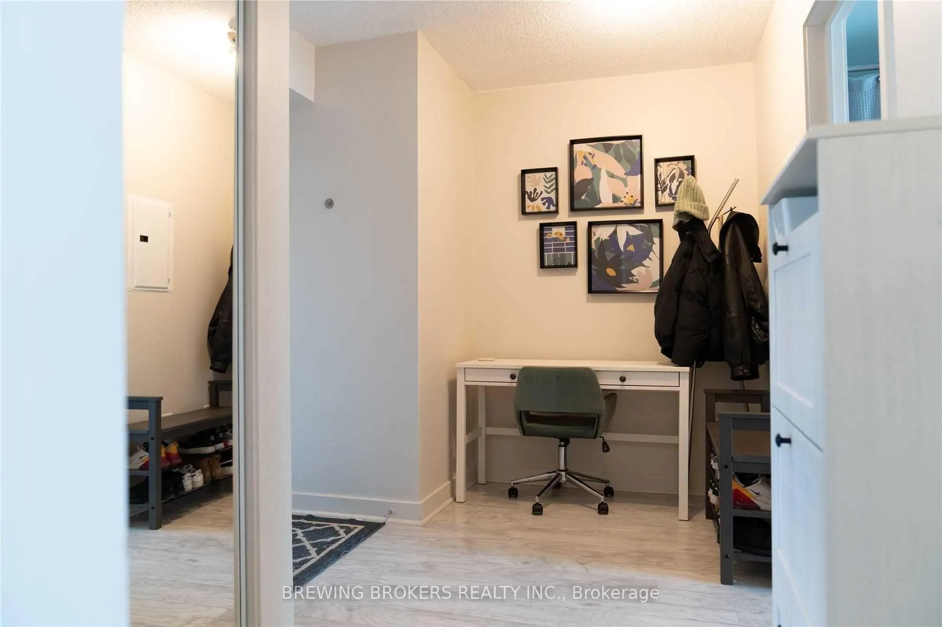 Photo 5 of Unit 3311, 25 Telegram Mews, Toronto, Waterfront Communities — HOMEH