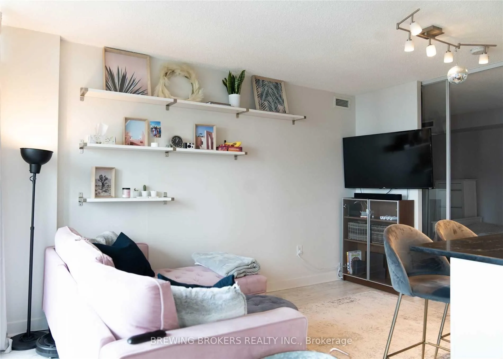 Photo 11 of Unit 3311, 25 Telegram Mews, Toronto, Waterfront Communities — HOMEH