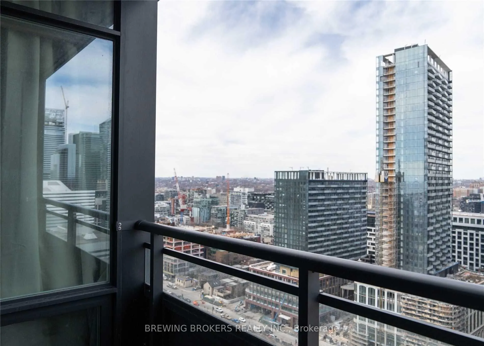 Photo 28 of Unit 3311, 25 Telegram Mews, Toronto, Waterfront Communities — HOMEH