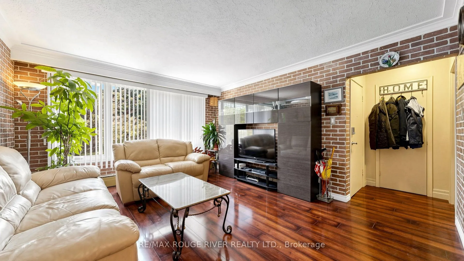 Photo 16 of 263 Oak Park Avenue, Toronto, Woodbine-Lumsden — HOMEH