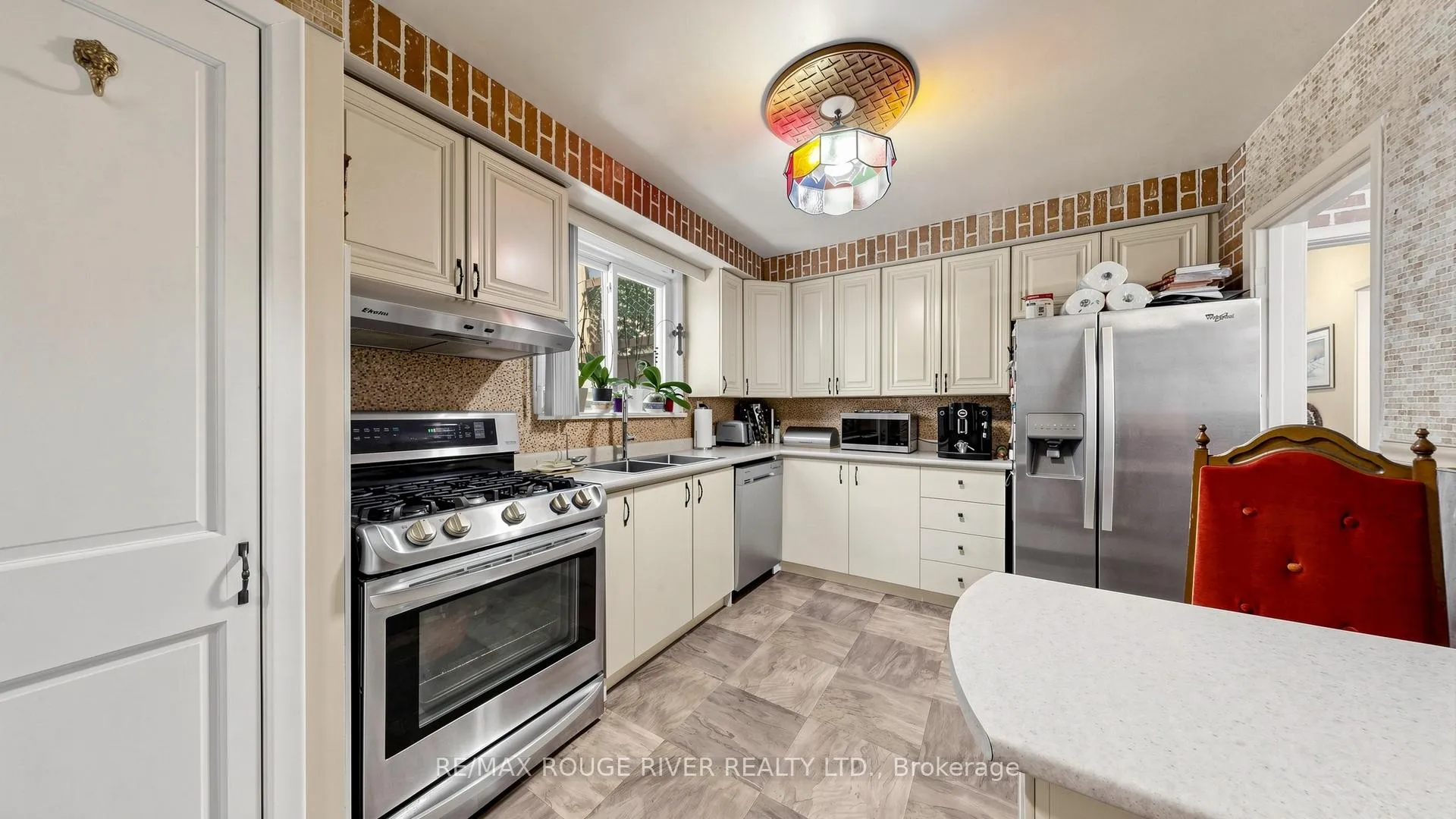 Photo 20 of 263 Oak Park Avenue, Toronto, Woodbine-Lumsden — HOMEH