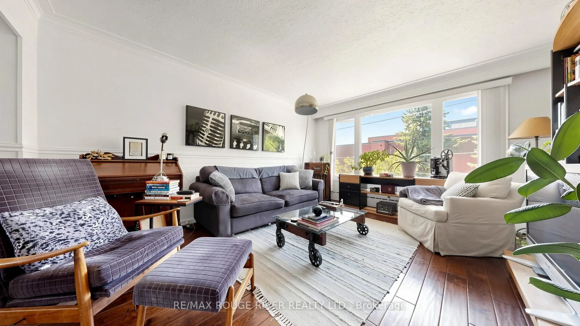Photo 26 of 263 Oak Park Avenue, Toronto, Woodbine-Lumsden — HOMEH