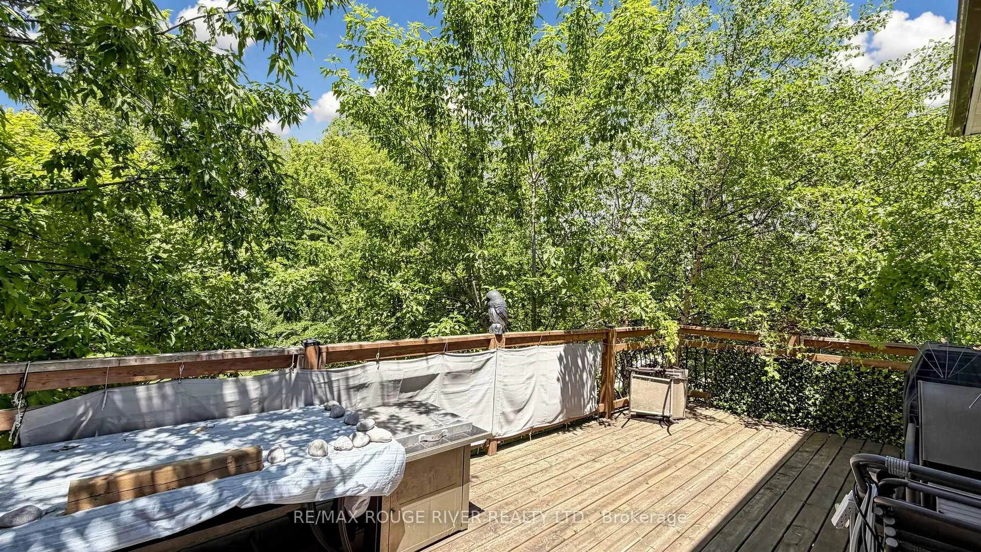 Photo 37 of 263 Oak Park Avenue, Toronto, Woodbine-Lumsden — HOMEH