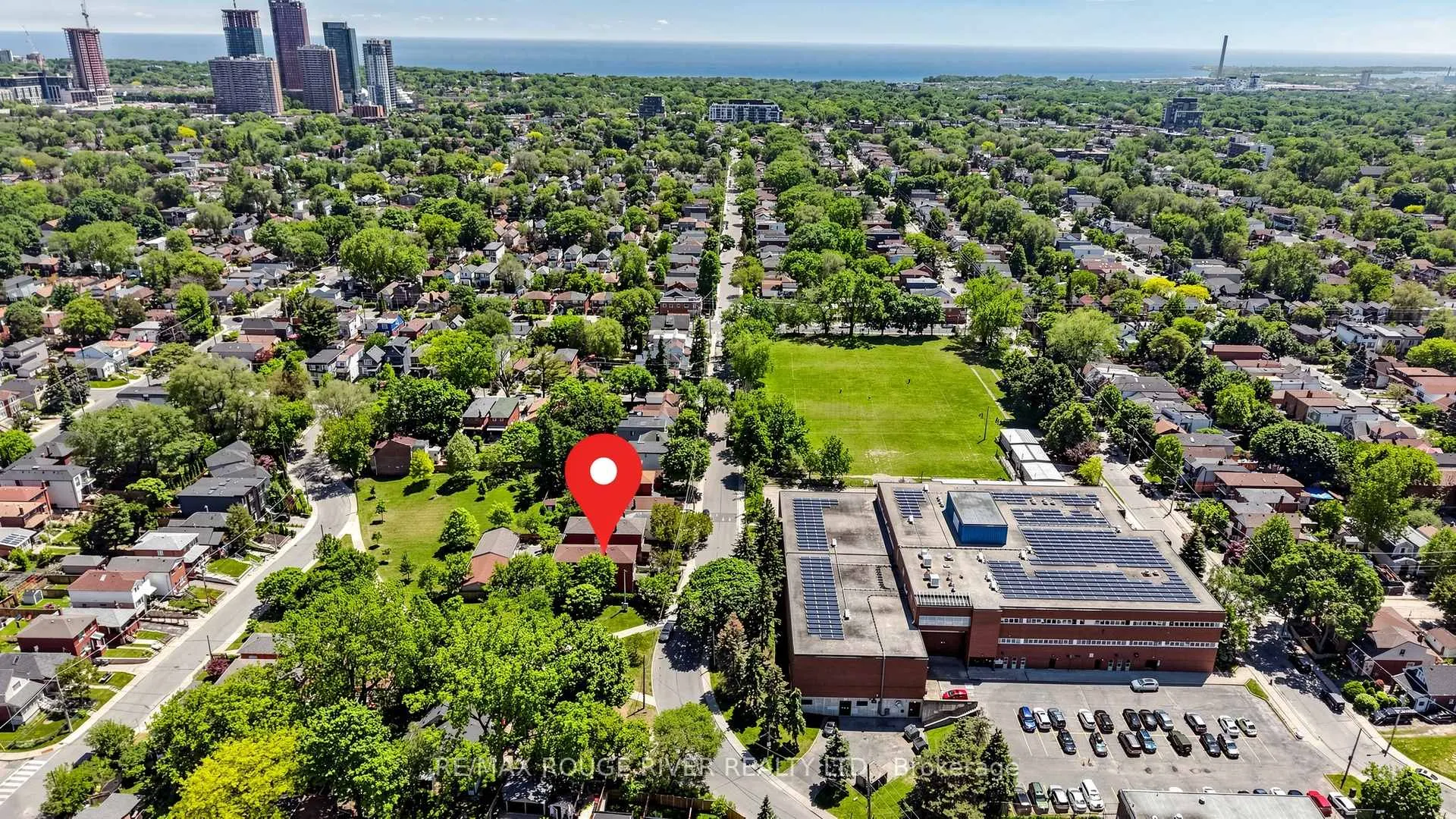 Photo 50 of 263 Oak Park Avenue, Toronto, Woodbine-Lumsden — HOMEH
