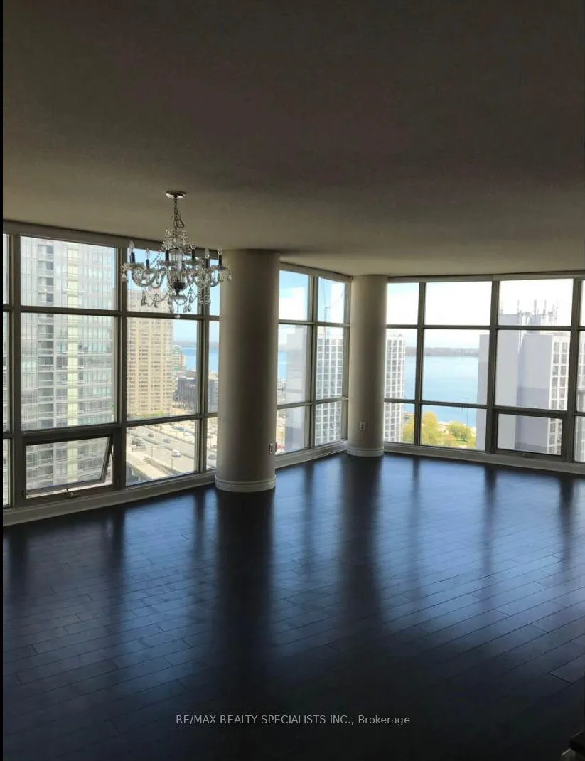 Photo 3 of Unit 2109, 35 Mariner Terrace, Toronto, Waterfront Communities — HOMEH