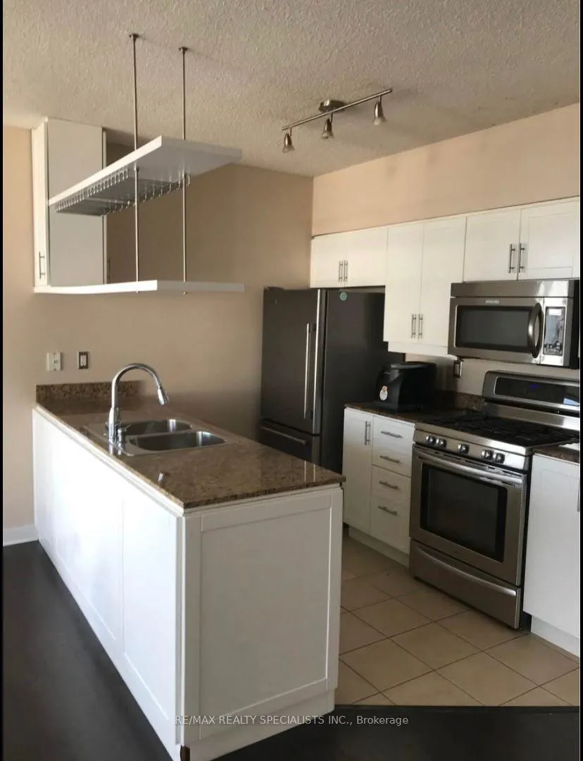 Photo 4 of Unit 2109, 35 Mariner Terrace, Toronto, Waterfront Communities — HOMEH