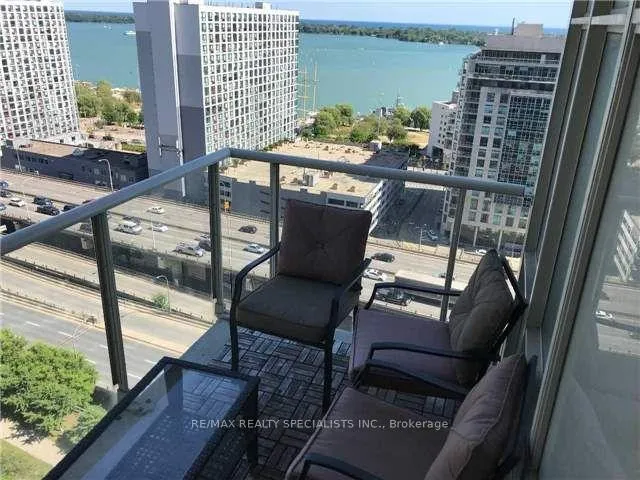 Photo 8 of Unit 2109, 35 Mariner Terrace, Toronto, Waterfront Communities — HOMEH