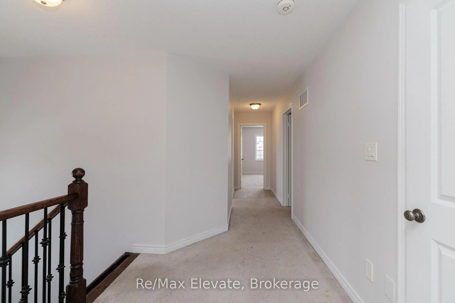 Photo 14 of 9 Janes Crescent, New Tecumseth, Alliston — HOMEH