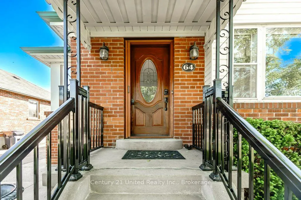 Photo 4 of 64 Renown Road, Etobicoke, Islington-City Centre West — HOMEH
