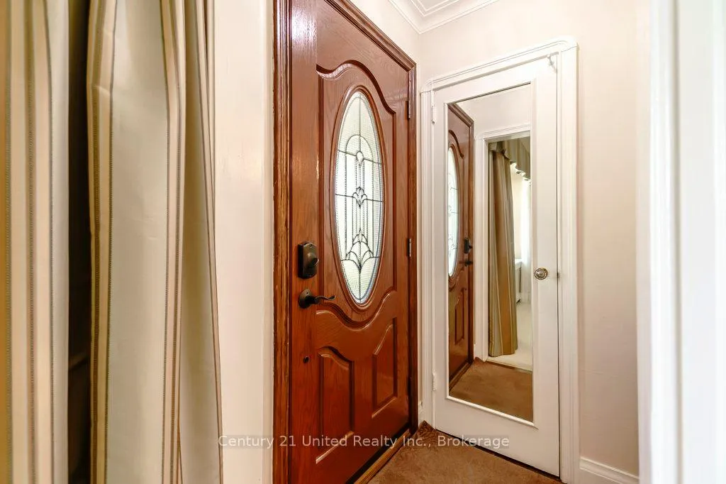 Photo 5 of 64 Renown Road, Etobicoke, Islington-City Centre West — HOMEH