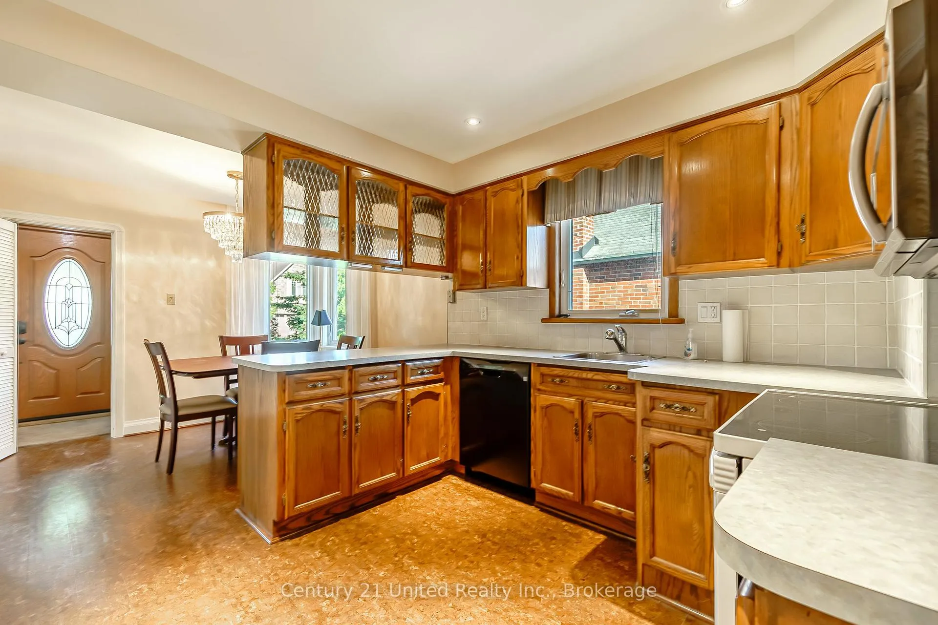 Photo 6 of 64 Renown Road, Etobicoke, Islington-City Centre West — HOMEH