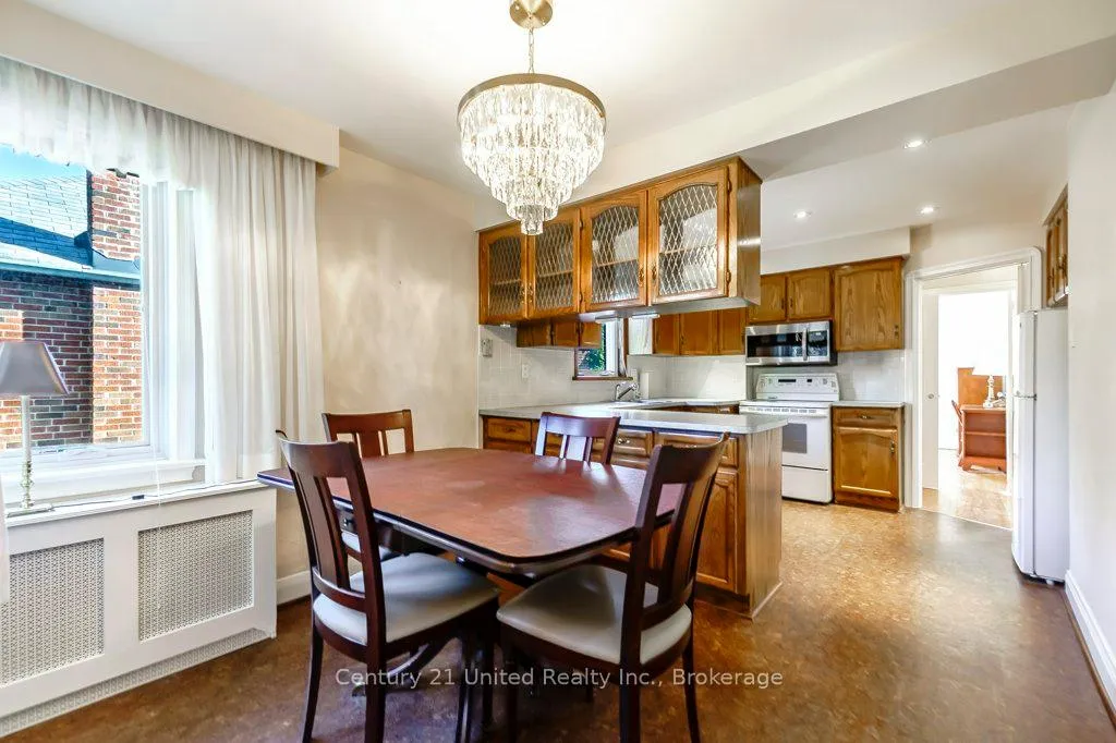 Photo 7 of 64 Renown Road, Etobicoke, Islington-City Centre West — HOMEH