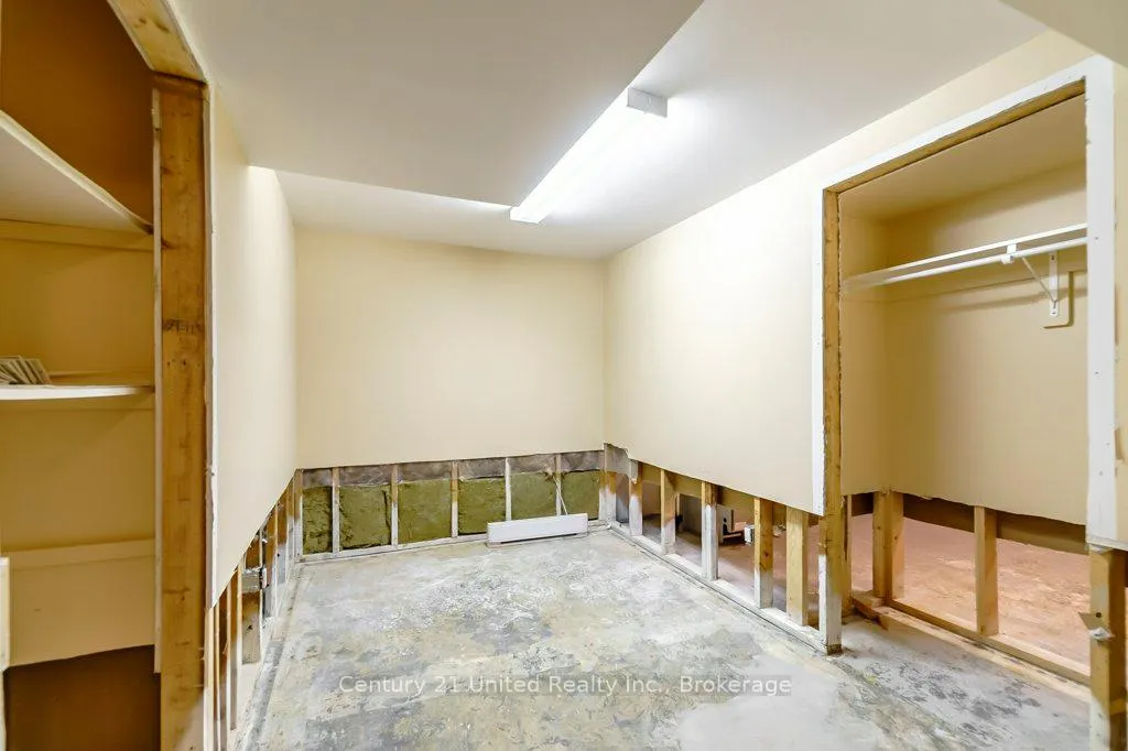 Photo 21 of 64 Renown Road, Etobicoke, Islington-City Centre West — HOMEH