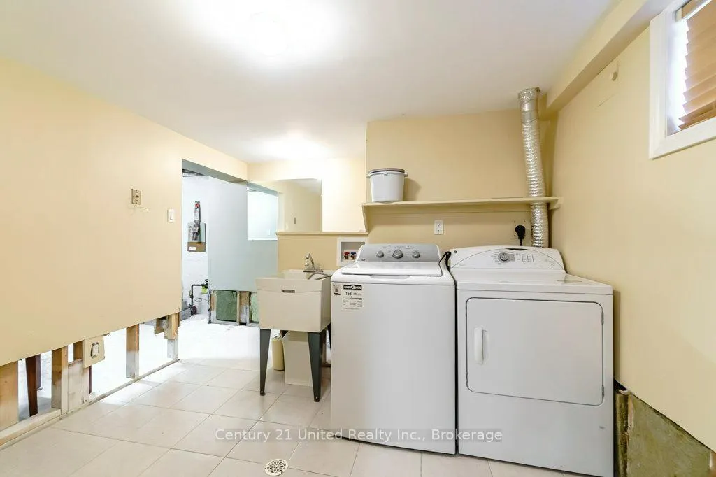Photo 22 of 64 Renown Road, Etobicoke, Islington-City Centre West — HOMEH