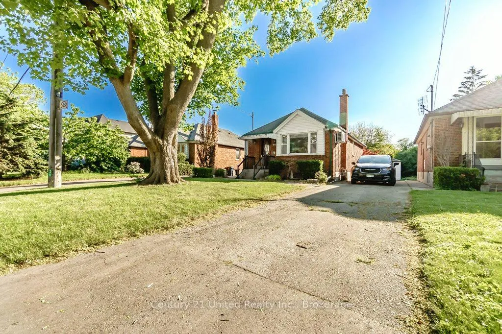 Photo 28 of 64 Renown Road, Etobicoke, Islington-City Centre West — HOMEH