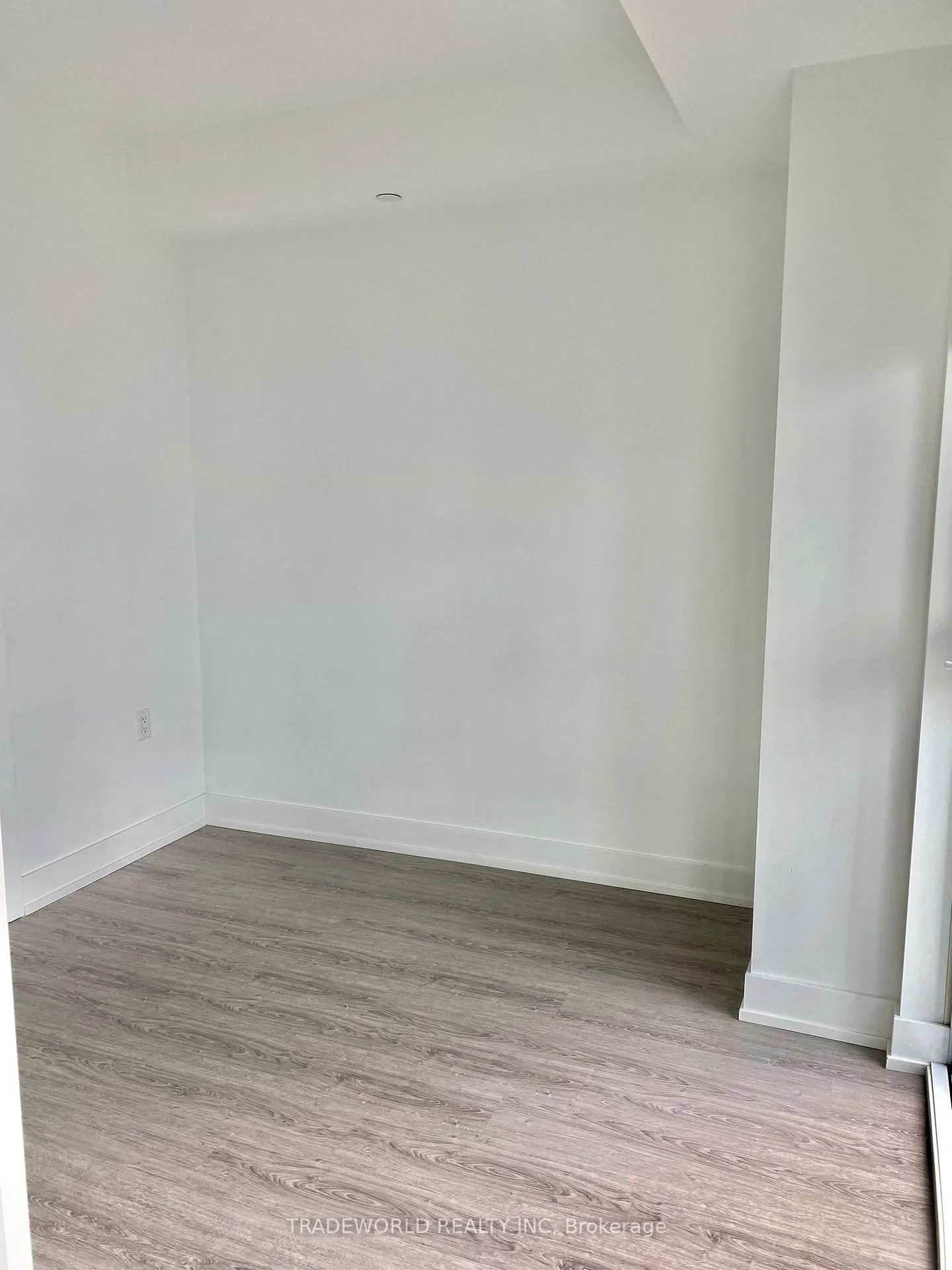 Photo 7 of Unit 2905, 7 Grenville Street, Toronto, Bay Street Corridor — HOMEH