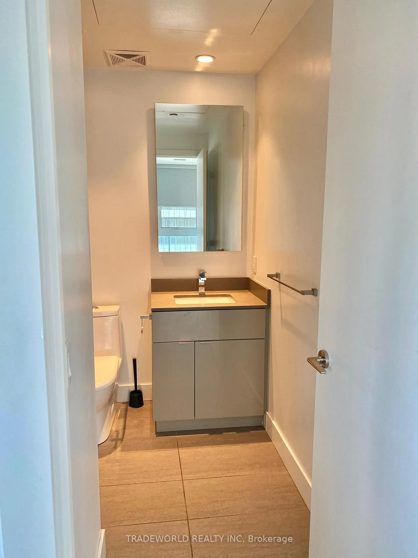 Photo 10 of Unit 2905, 7 Grenville Street, Toronto, Bay Street Corridor — HOMEH