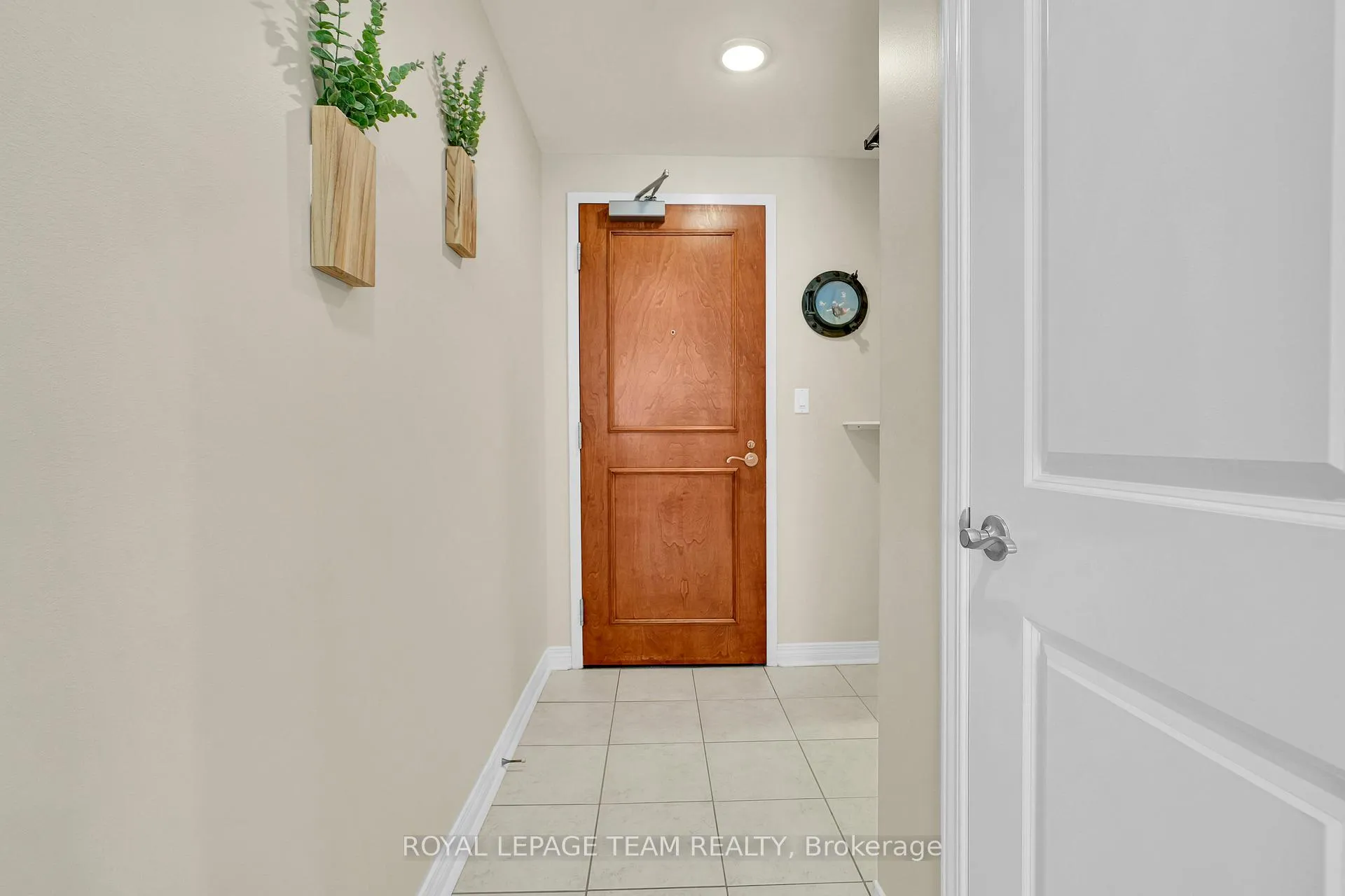 Photo 8 of Unit 1905, 570 Laurier Avenue W, Ottawa, Ottawa Centre — HOMEH