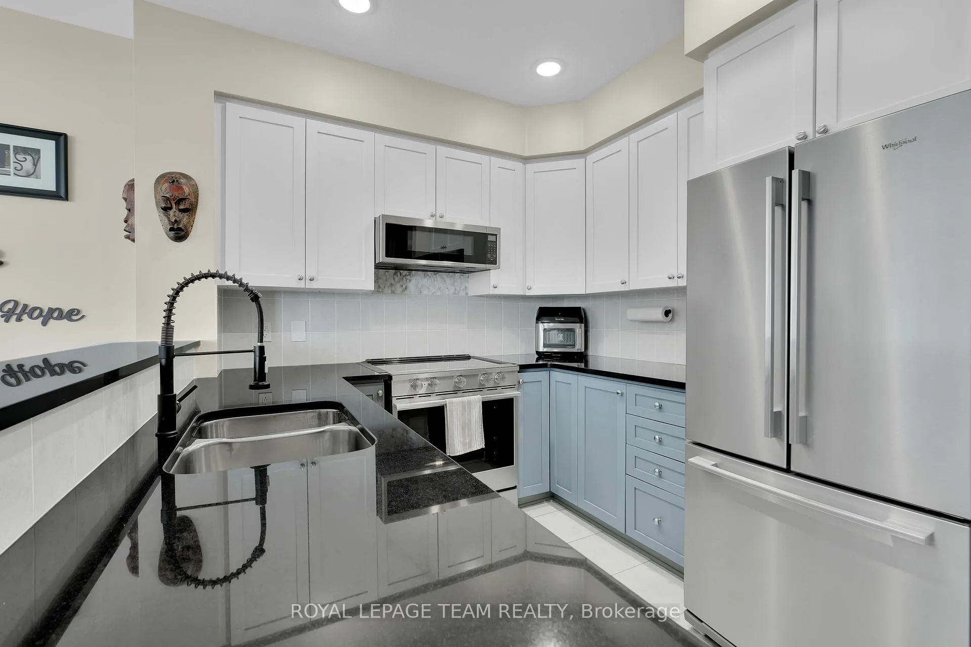 Photo 18 of Unit 1905, 570 Laurier Avenue W, Ottawa, Ottawa Centre — HOMEH