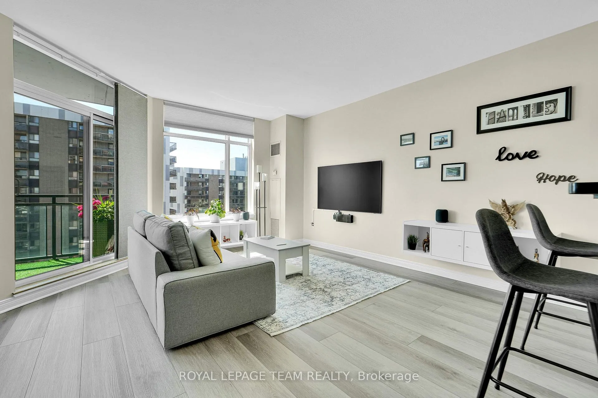 Photo 22 of Unit 1905, 570 Laurier Avenue W, Ottawa, Ottawa Centre — HOMEH