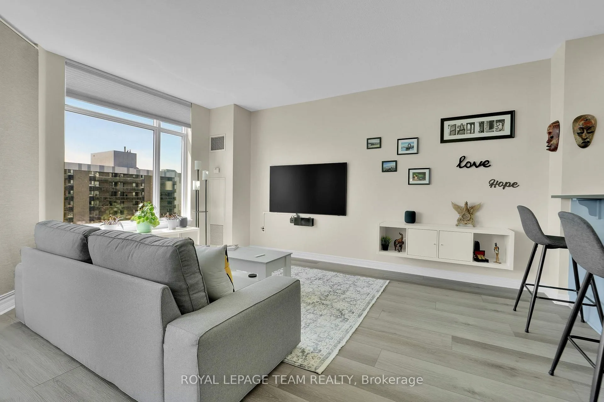 Photo 26 of Unit 1905, 570 Laurier Avenue W, Ottawa, Ottawa Centre — HOMEH