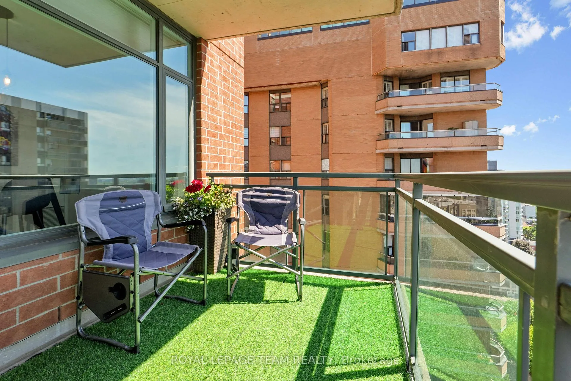 Photo 31 of Unit 1905, 570 Laurier Avenue W, Ottawa, Ottawa Centre — HOMEH