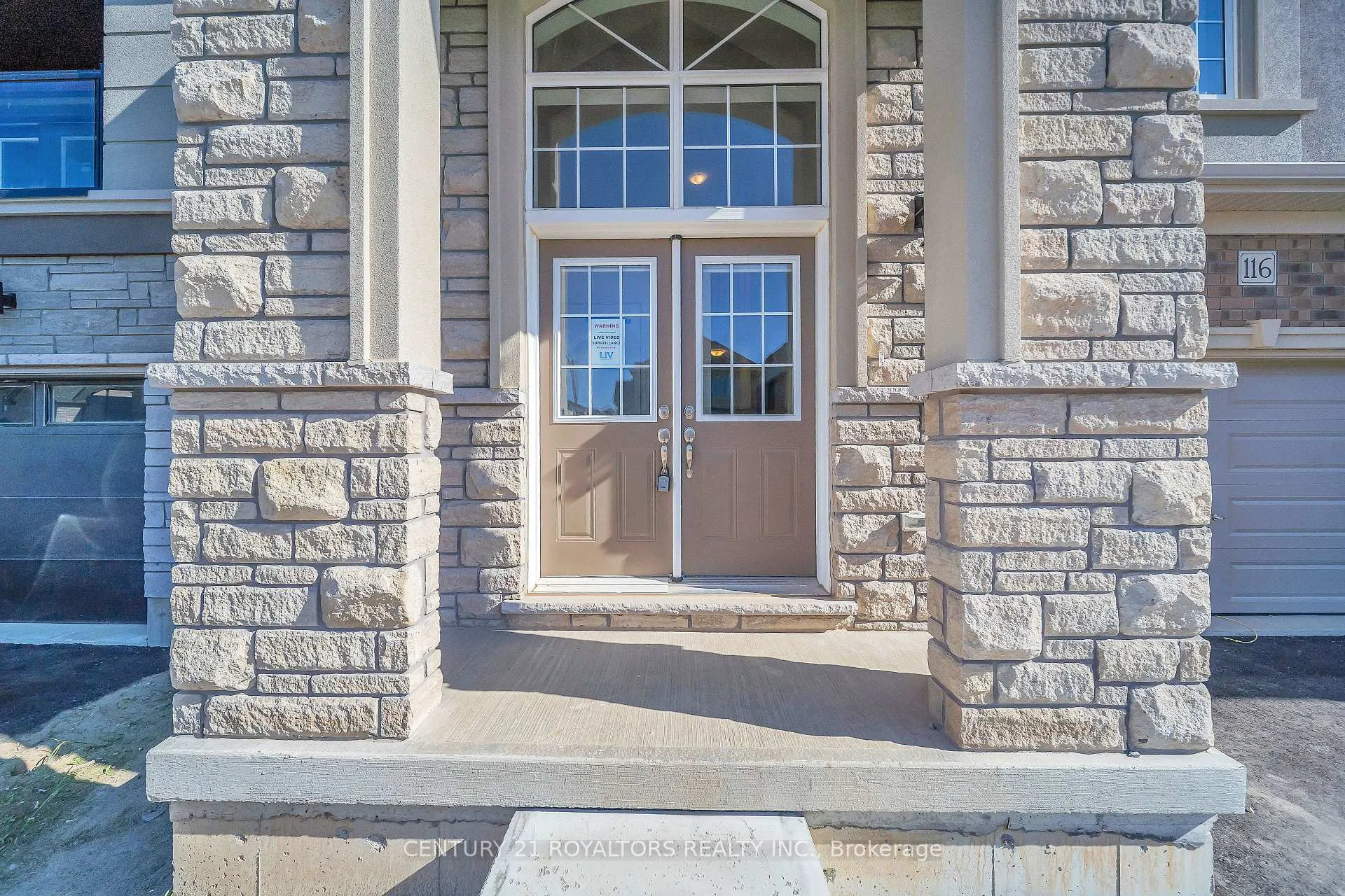 Photo 3 of 116 Hitchman Street, Brant, Paris — HOMEH