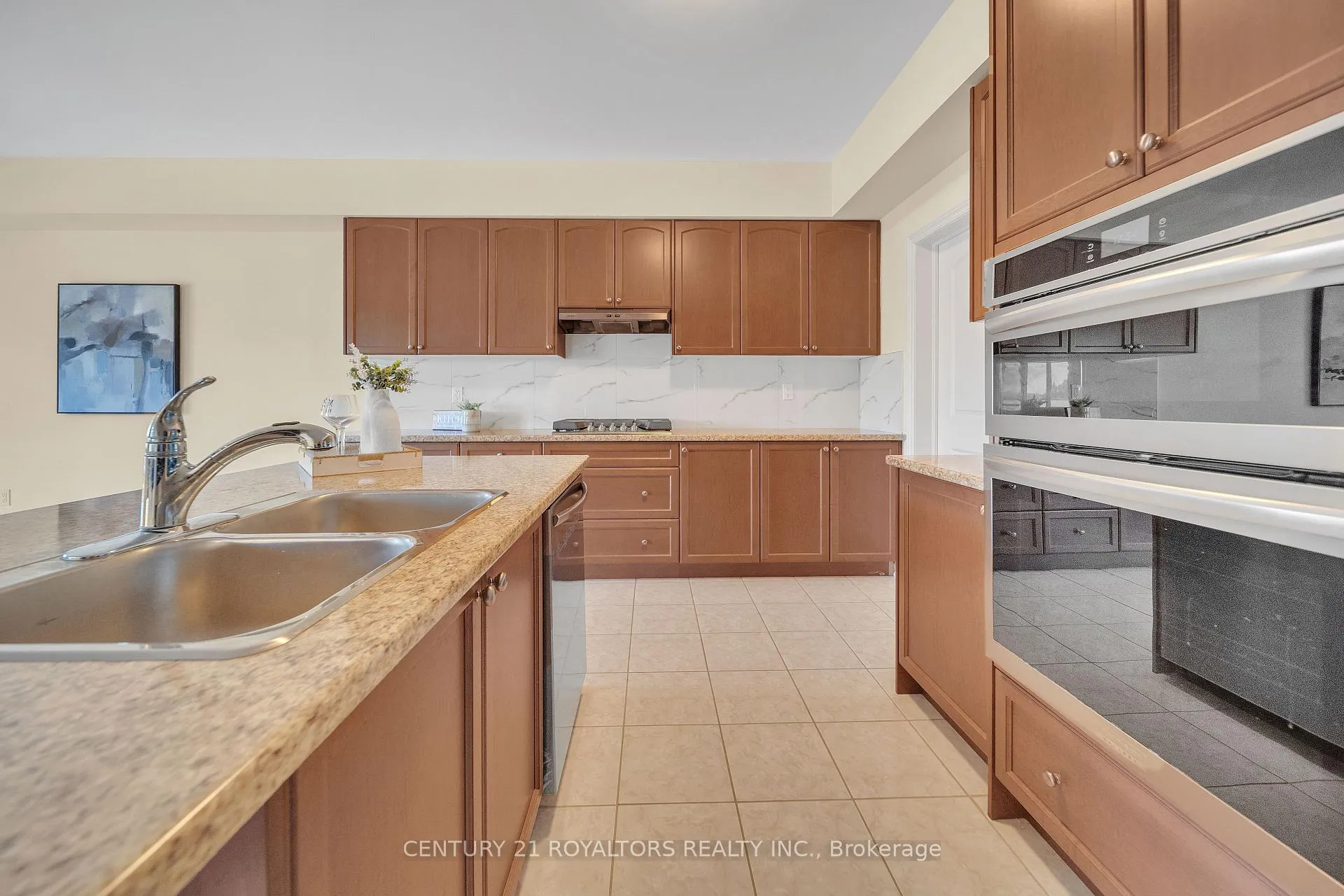 Photo 20 of 116 Hitchman Street, Brant, Paris — HOMEH