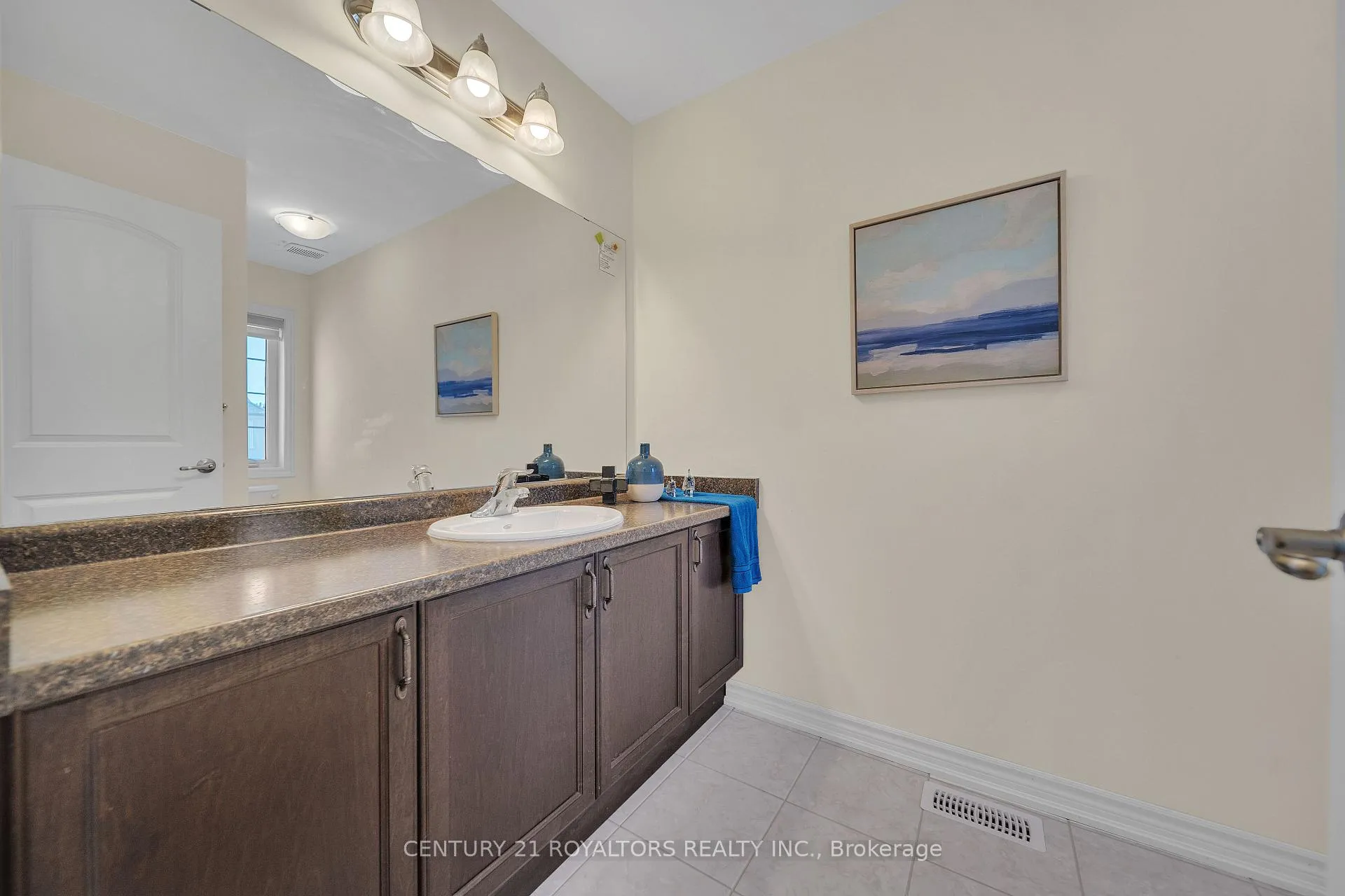 Photo 28 of 116 Hitchman Street, Brant, Paris — HOMEH
