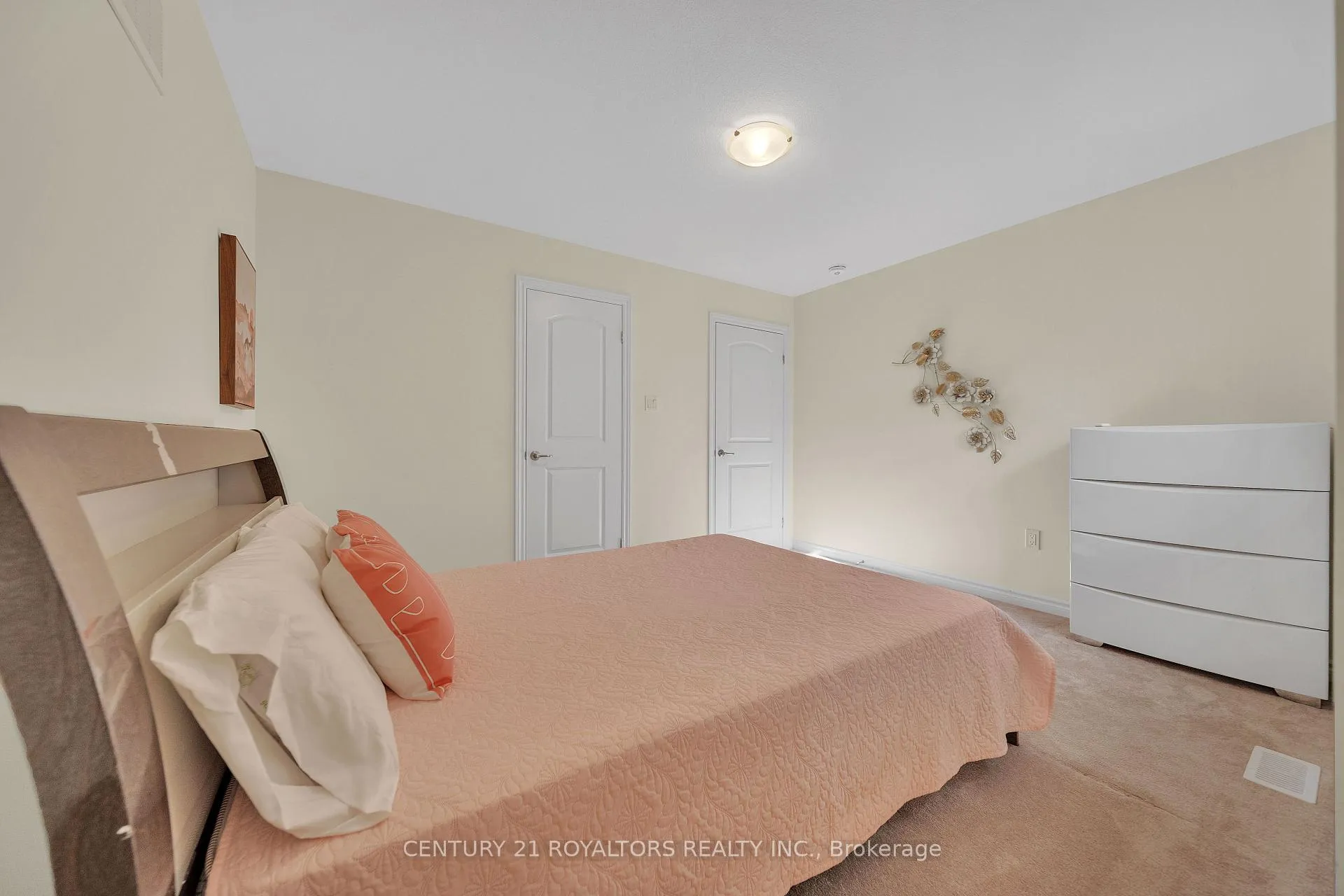 Photo 31 of 116 Hitchman Street, Brant, Paris — HOMEH