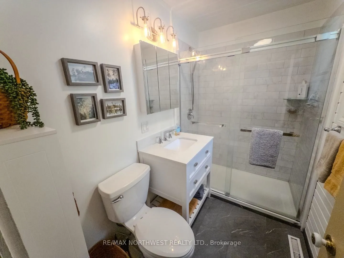Photo 11 of 132 Rabbit Lake Road, Kenora, Rabbit Lake — HOMEH