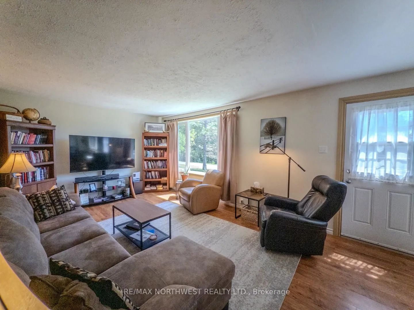 Photo 12 of 132 Rabbit Lake Road, Kenora, Rabbit Lake — HOMEH