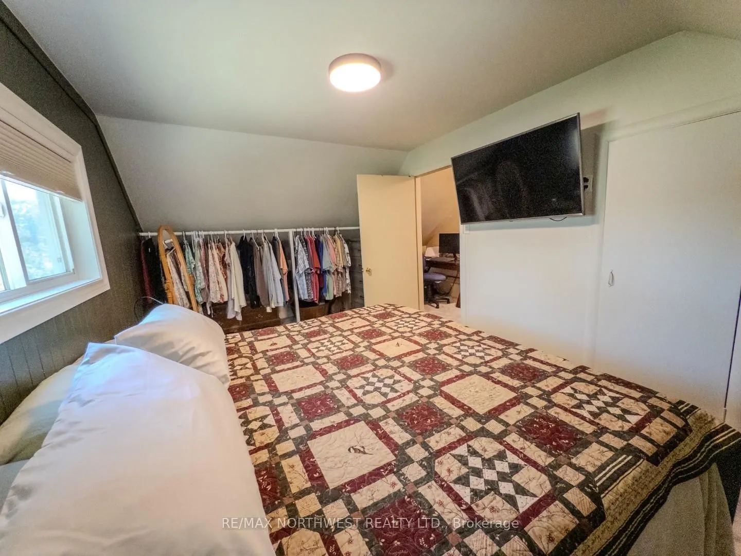 Photo 29 of 132 Rabbit Lake Road, Kenora, Rabbit Lake — HOMEH
