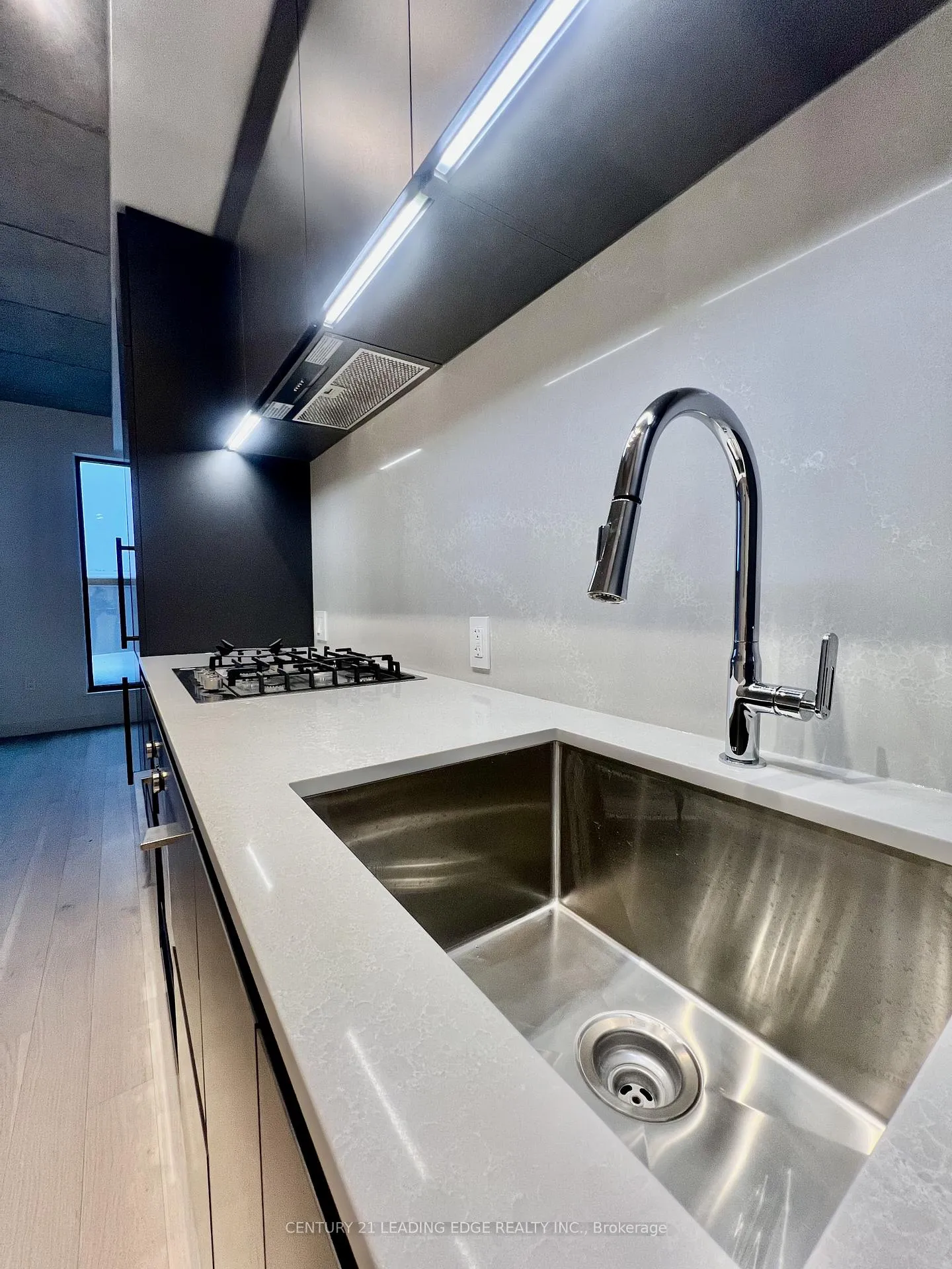 Photo 6 of Unit 527, 1720 Bayview Avenue, Toronto, Mount Pleasant East — HOMEH
