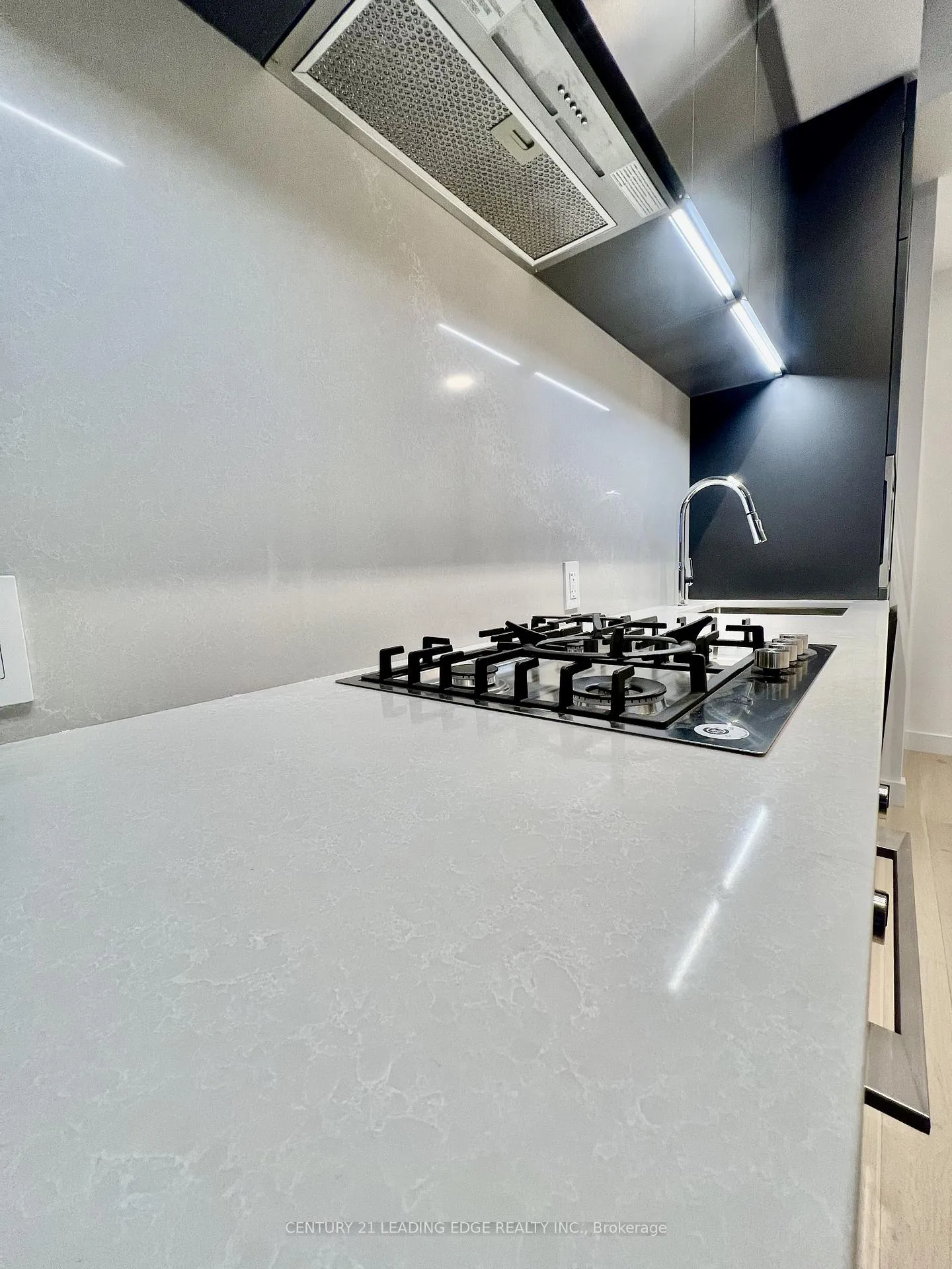 Photo 7 of Unit 527, 1720 Bayview Avenue, Toronto, Mount Pleasant East — HOMEH