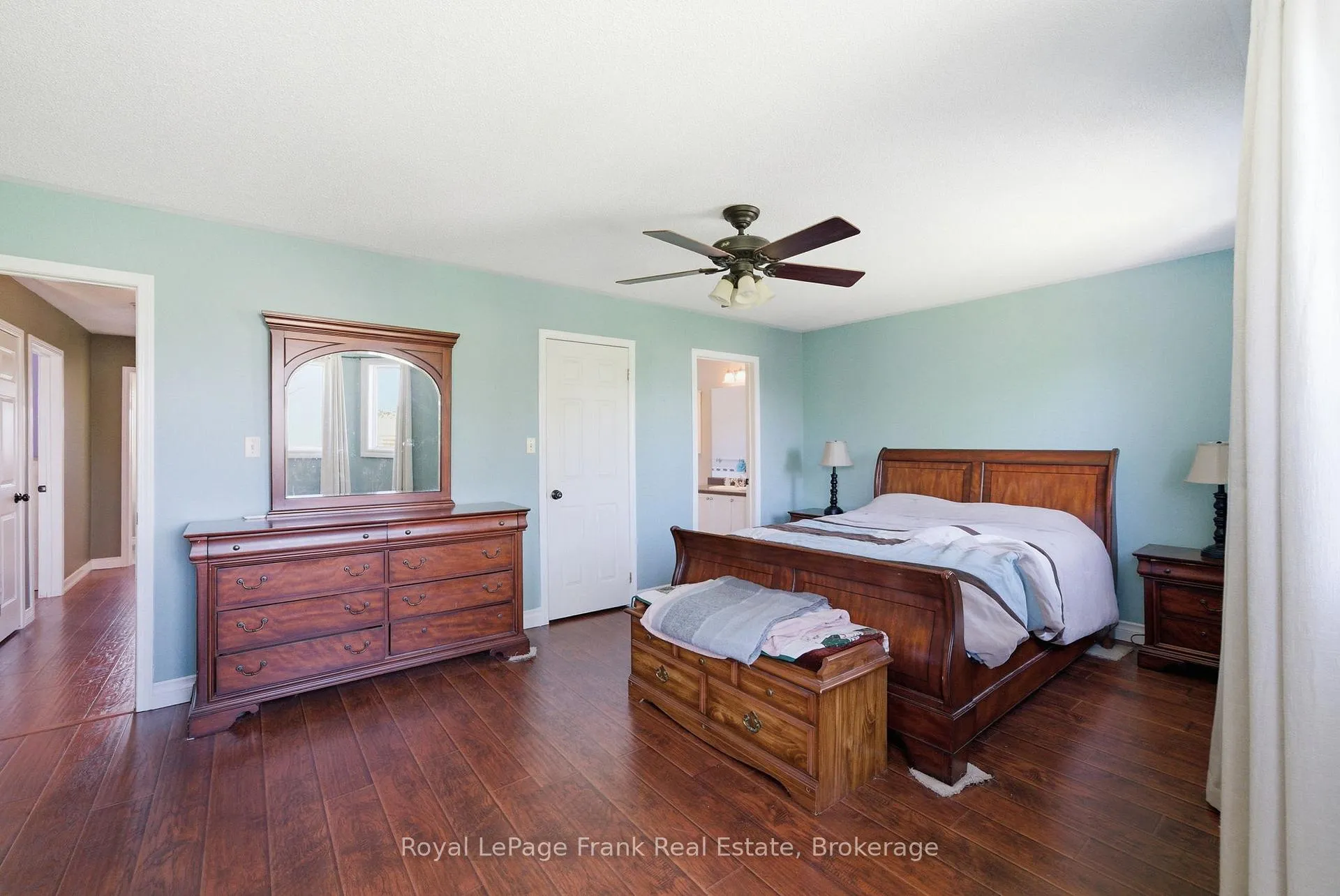 Photo 21 of 98 Rustwood Street, Clarington, Bowmanville — HOMEH