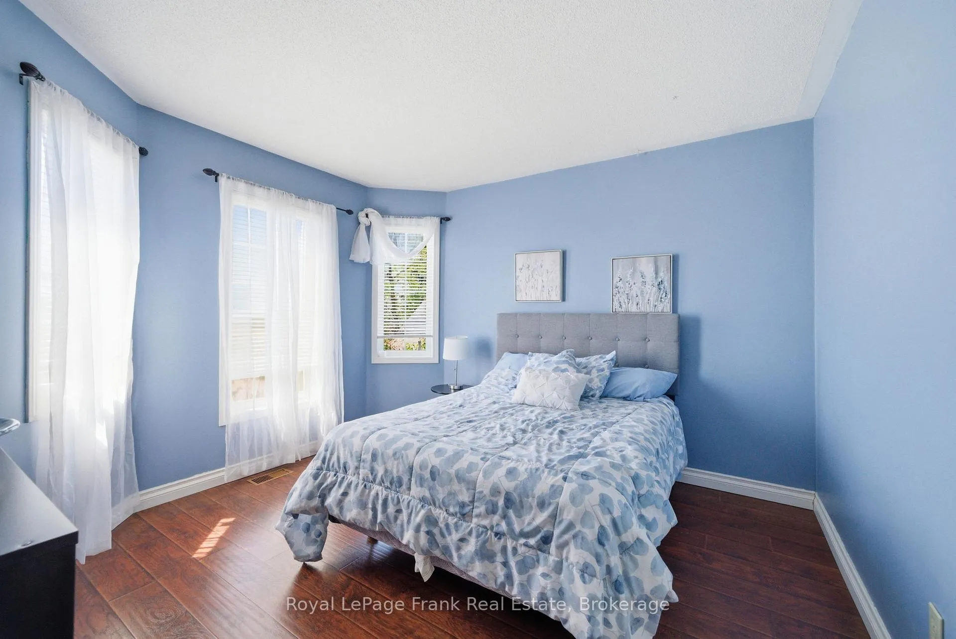 Photo 27 of 98 Rustwood Street, Clarington, Bowmanville — HOMEH