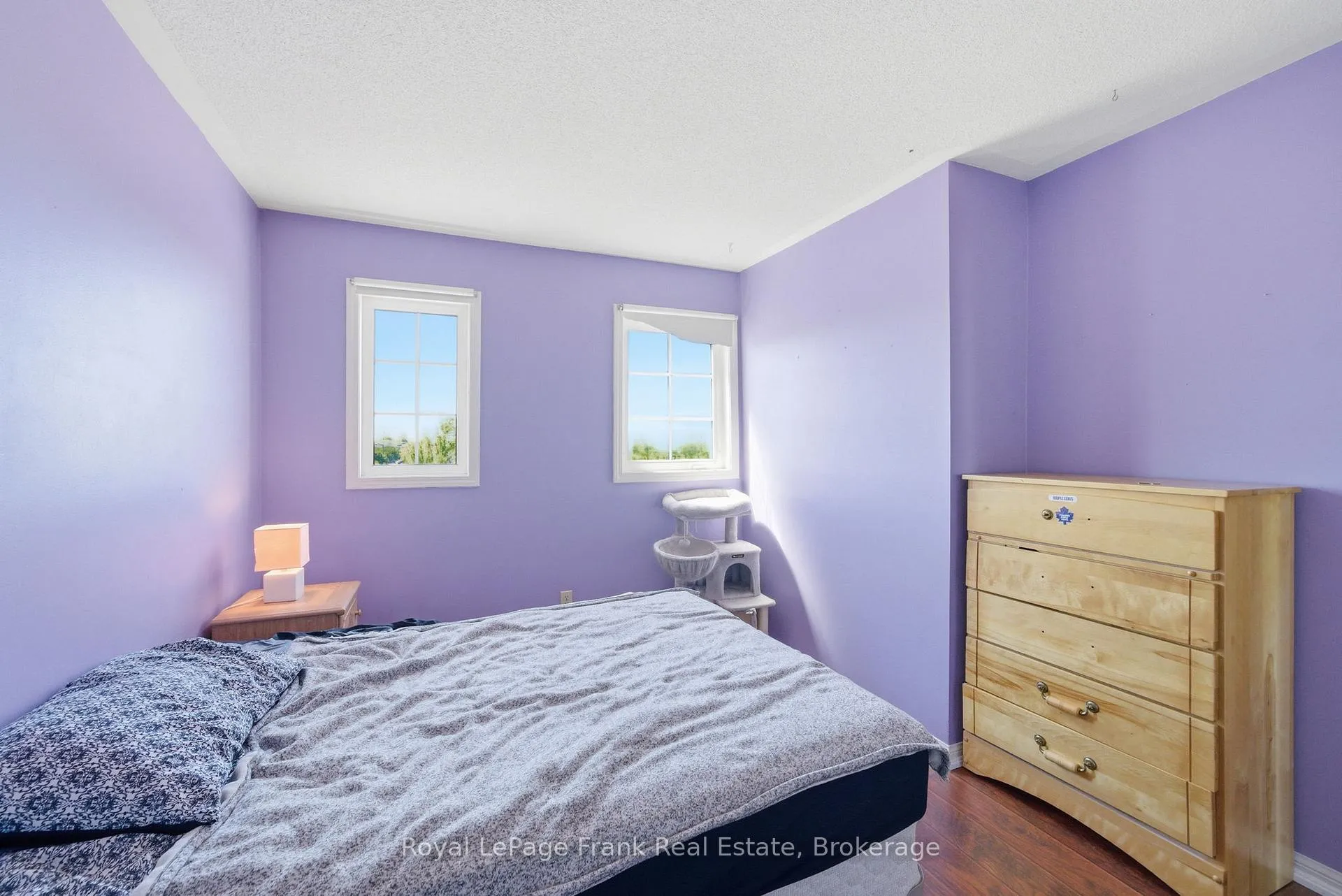 Photo 29 of 98 Rustwood Street, Clarington, Bowmanville — HOMEH
