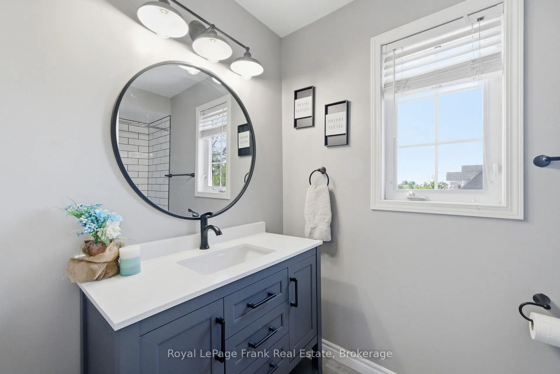 Photo 31 of 98 Rustwood Street, Clarington, Bowmanville — HOMEH
