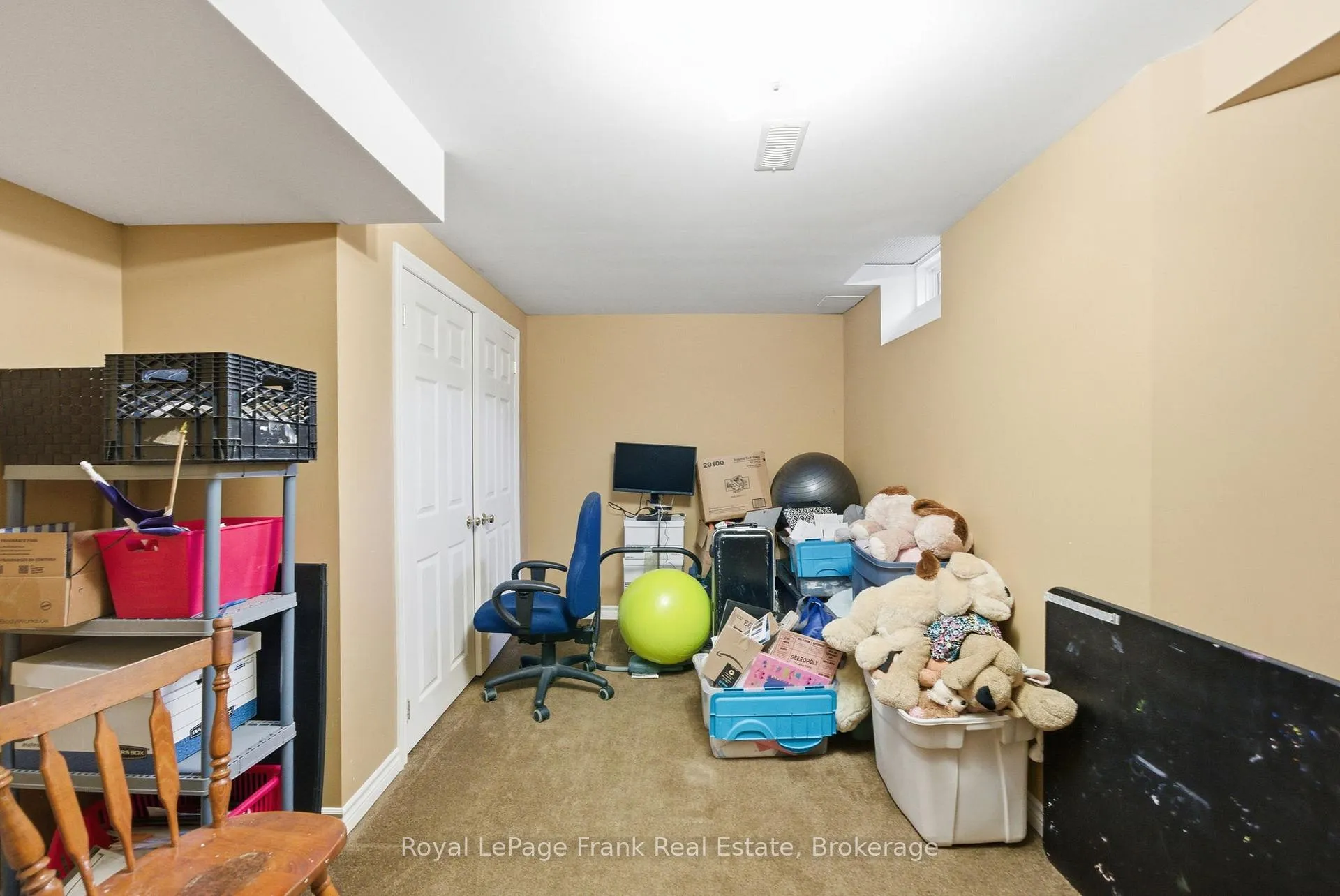 Photo 36 of 98 Rustwood Street, Clarington, Bowmanville — HOMEH