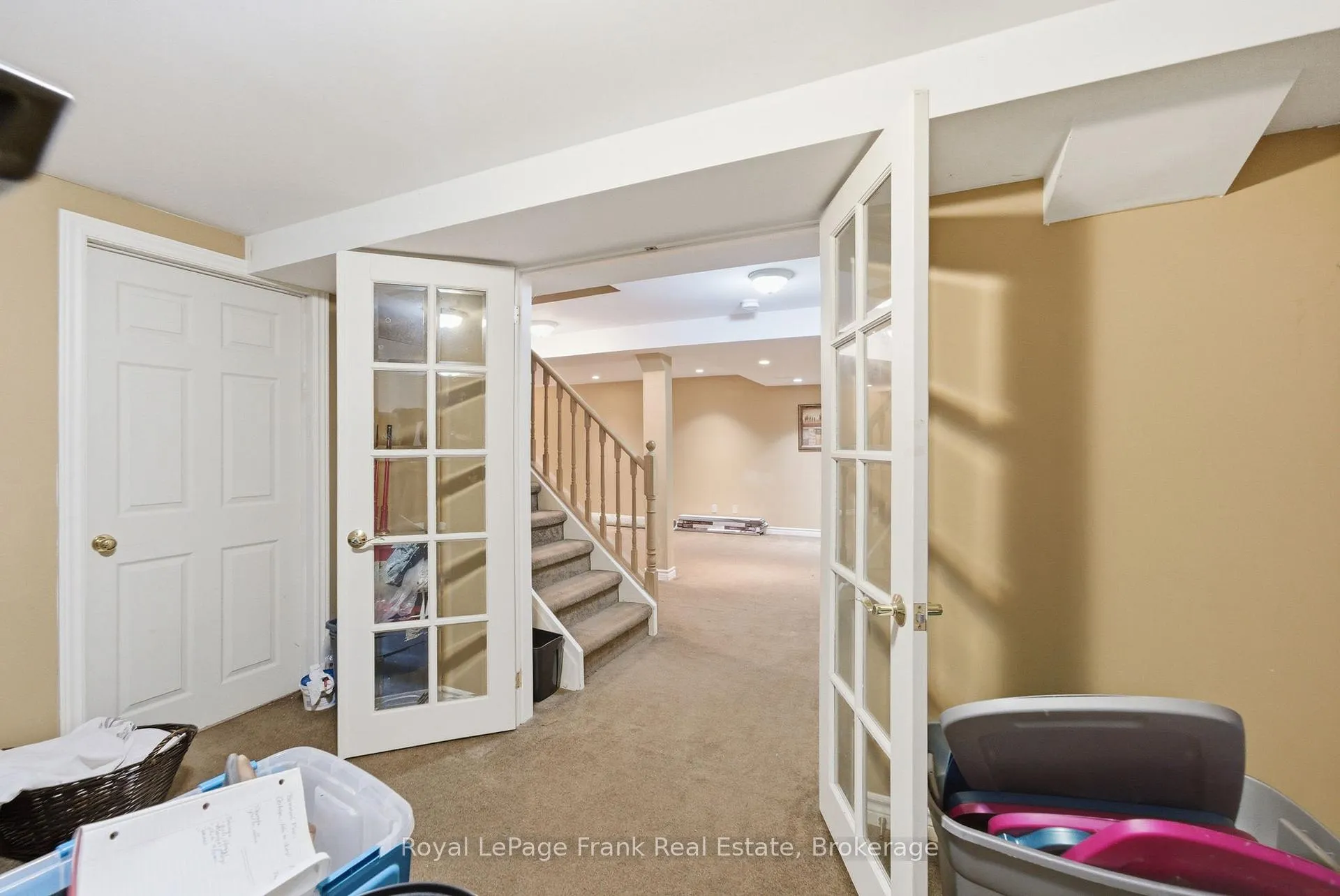 Photo 38 of 98 Rustwood Street, Clarington, Bowmanville — HOMEH
