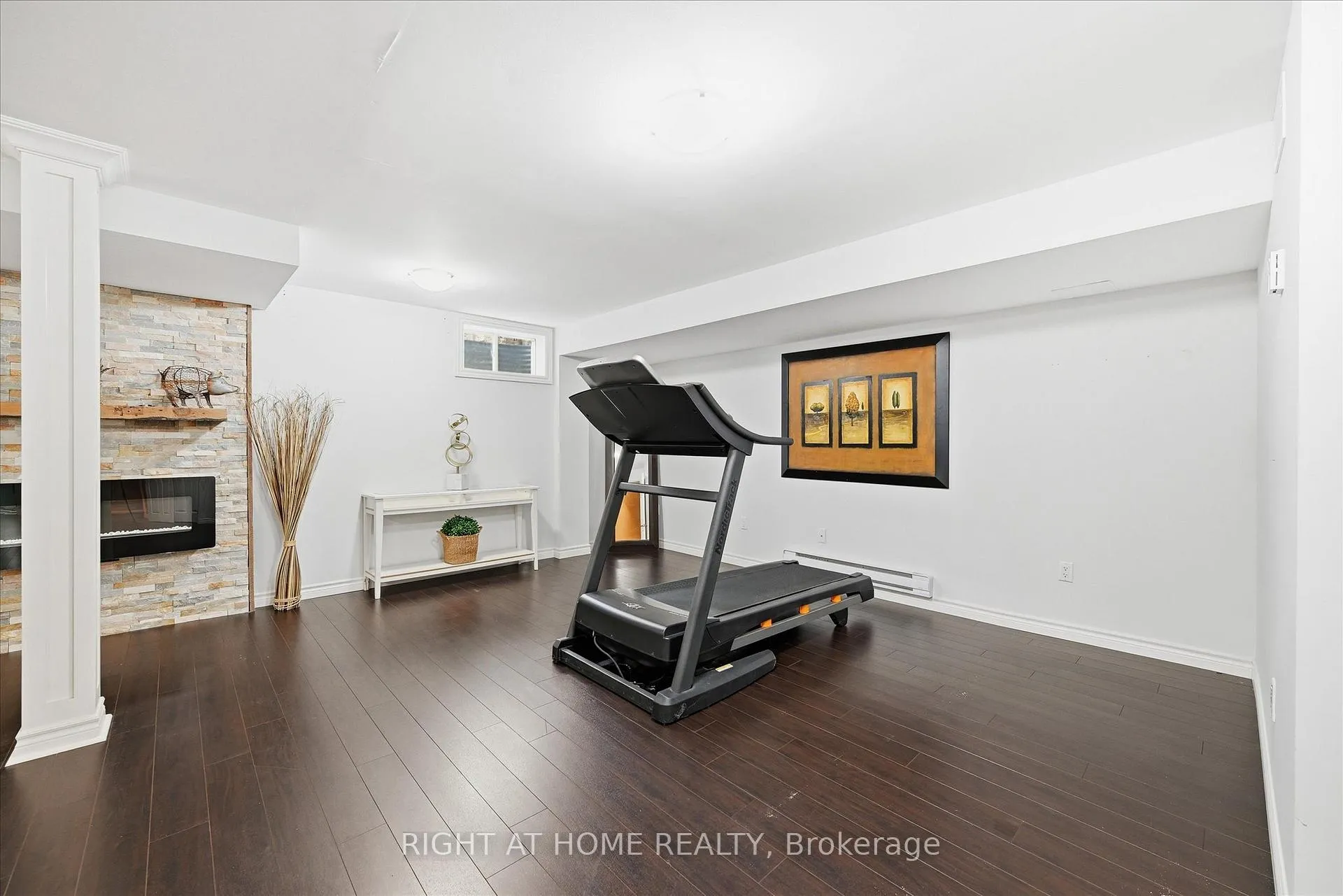 Photo 23 of 111 Gracehill Crescent, Hamilton, Freelton — HOMEH