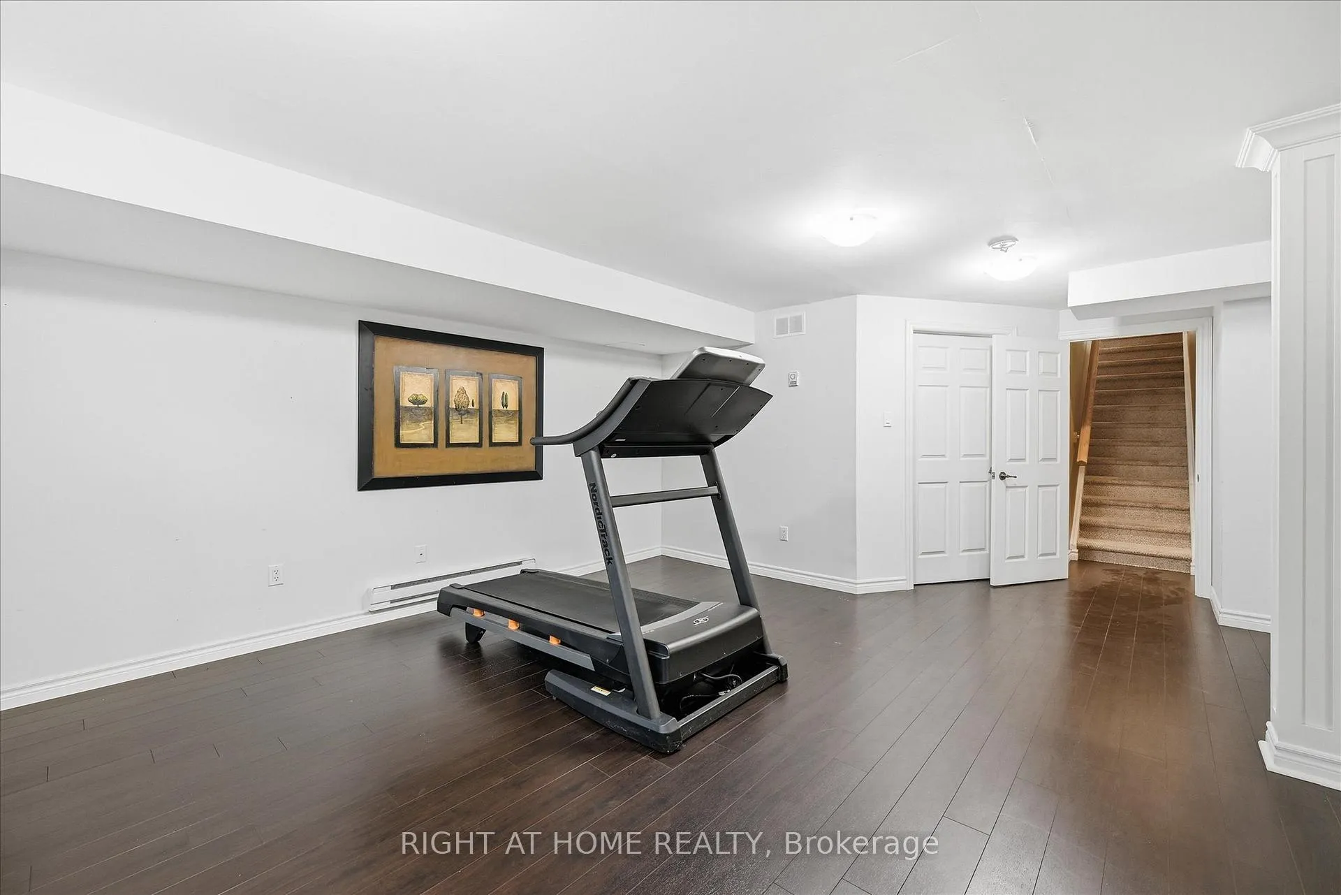 Photo 25 of 111 Gracehill Crescent, Hamilton, Freelton — HOMEH