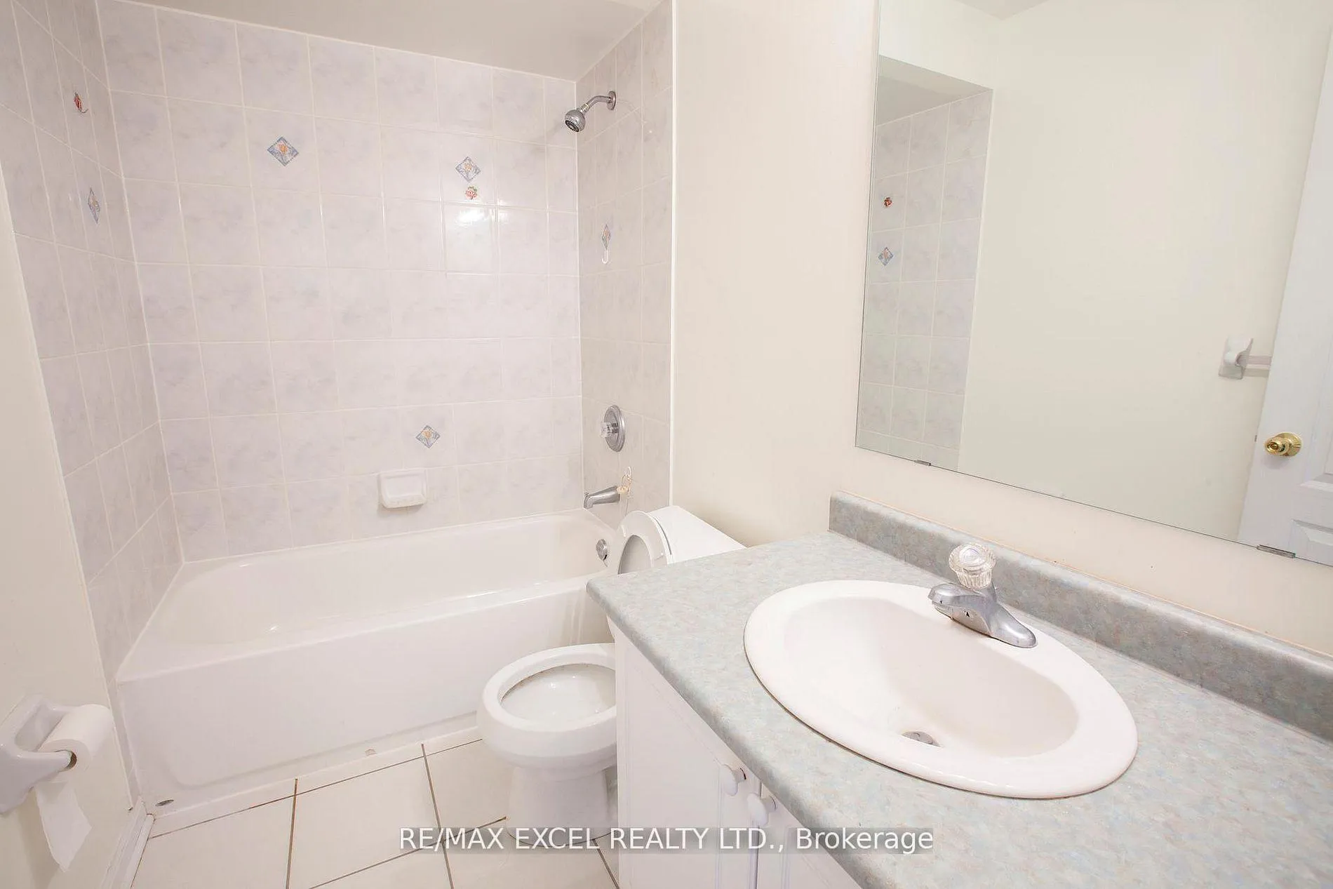 Photo 20 of 14 Woltner Way, Markham, Village Green-South Unionville — HOMEH