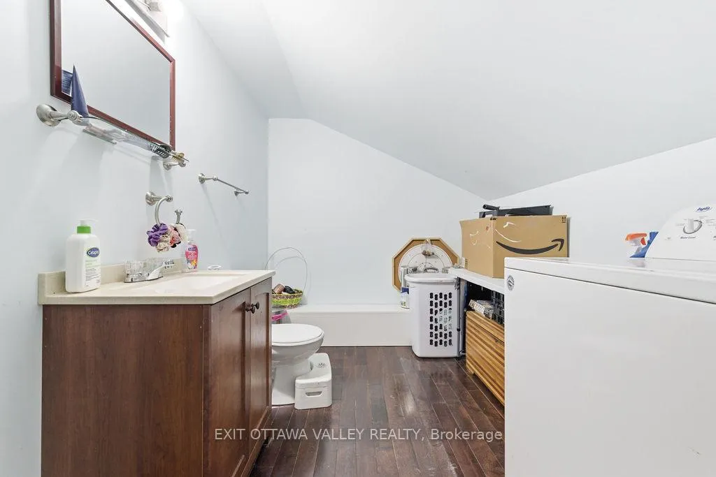 Photo 18 of 341 Craig Street, Pembroke — HOMEH