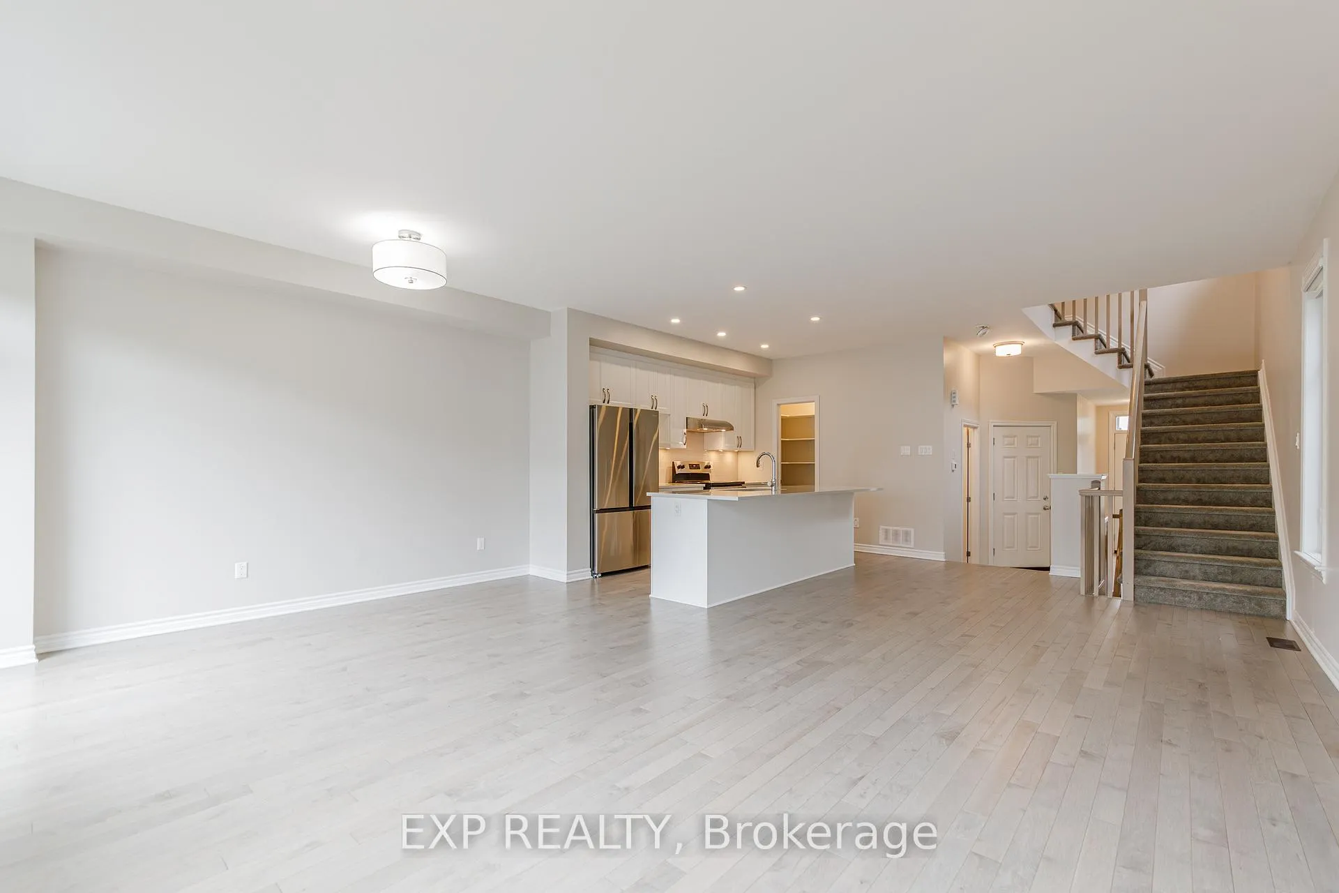 Photo 11 of 196 Angelonia Crescent, Ottawa, Blossom Park/Kemp Park/Findlay Creek — HOMEH